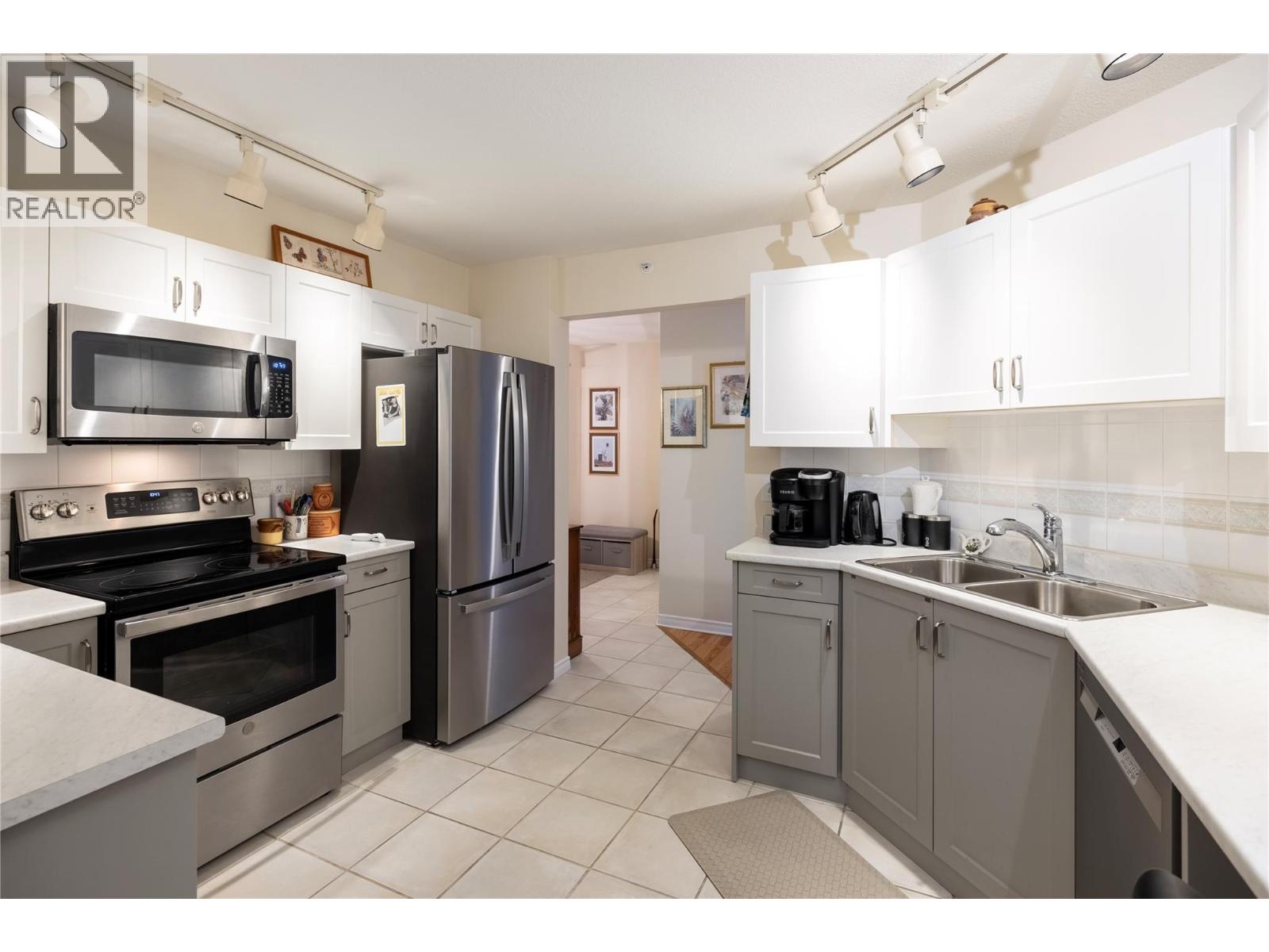 3301 Centennial Drive Unit# 407, Vernon, British Columbia  V1T 2T8 - Photo 19 - 10399839