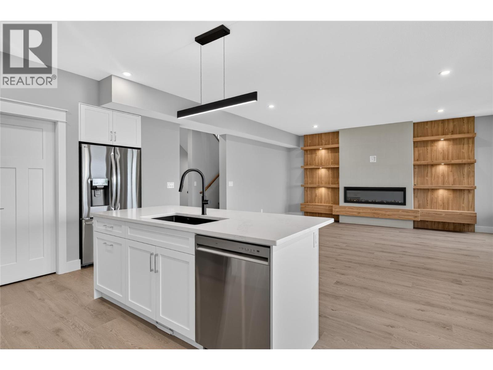4315 Painted Turtle Drive, Vernon, British Columbia  V1H 1A2 - Photo 13 - 10399719