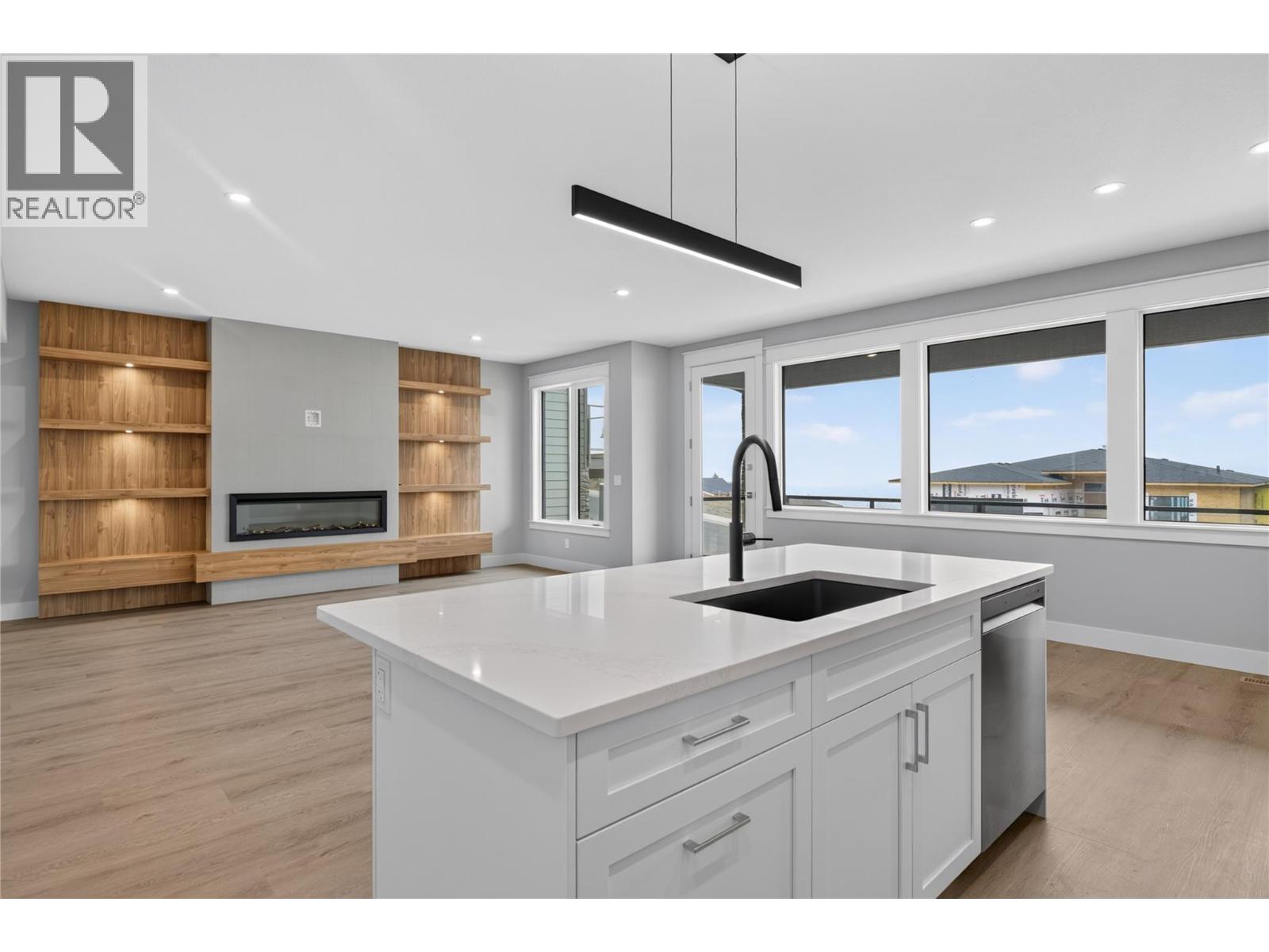 4315 Painted Turtle Drive, Vernon, British Columbia  V1H 1A2 - Photo 15 - 10399719