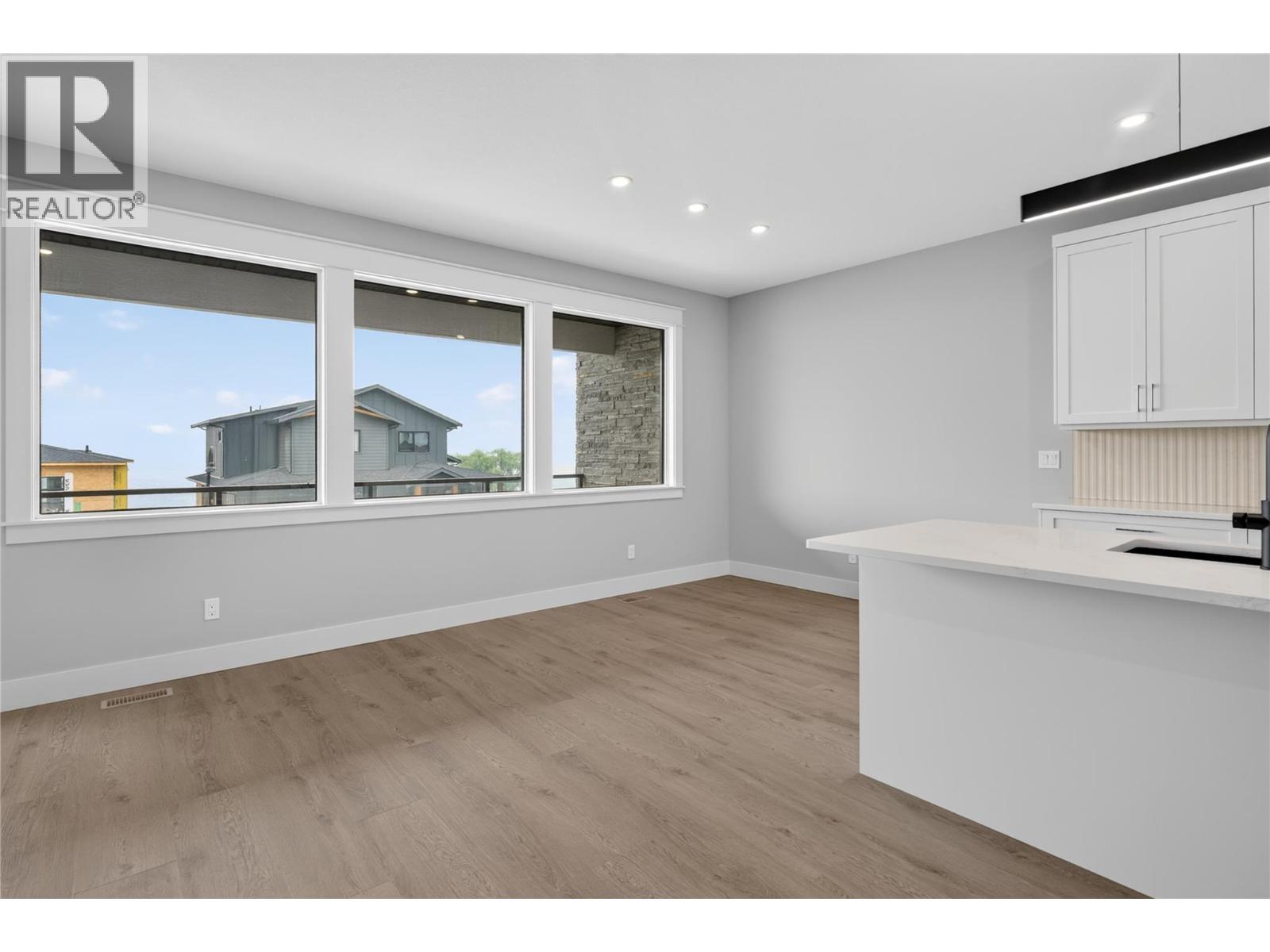 4315 Painted Turtle Drive, Vernon, British Columbia  V1H 1A2 - Photo 18 - 10399719