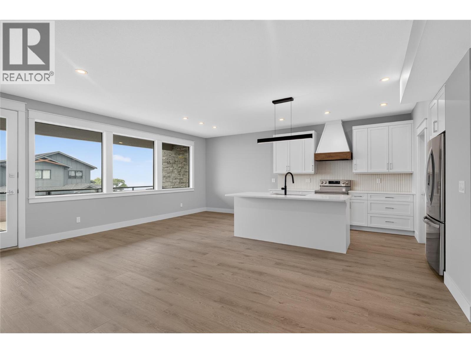 4315 Painted Turtle Drive, Vernon, British Columbia  V1H 1A2 - Photo 19 - 10399719