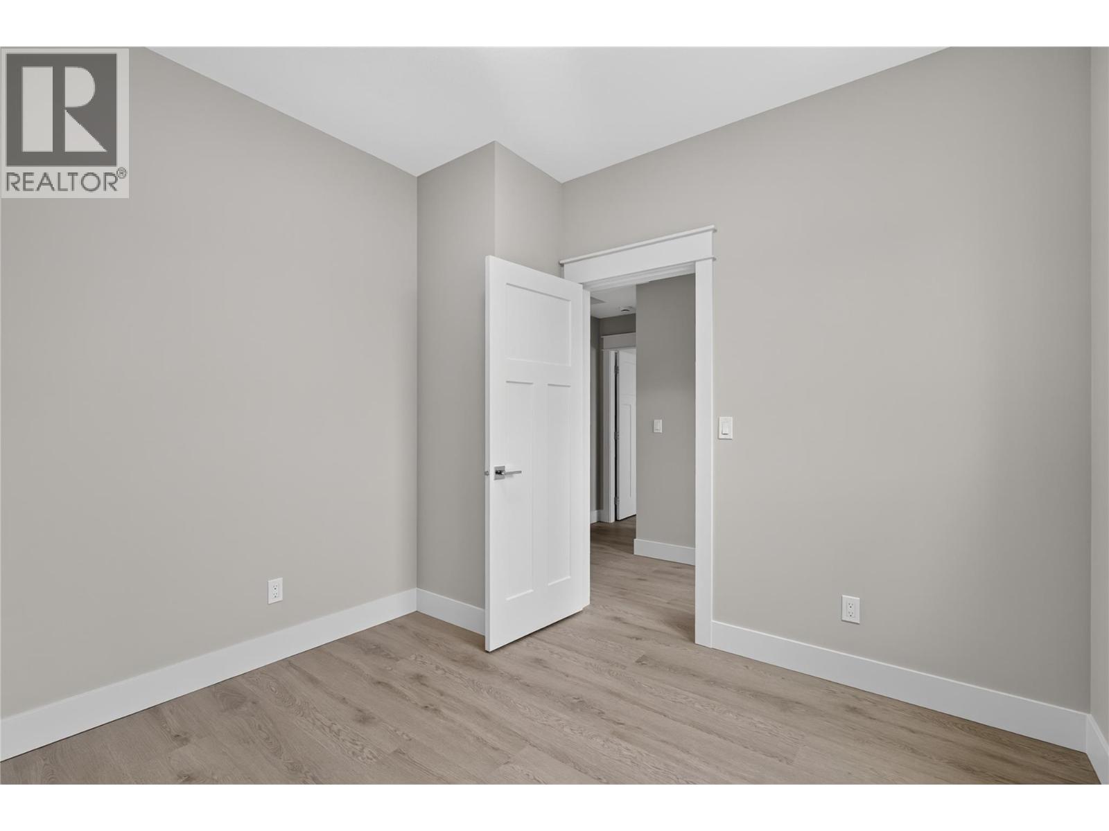 4315 Painted Turtle Drive, Vernon, British Columbia  V1H 1A2 - Photo 38 - 10399719