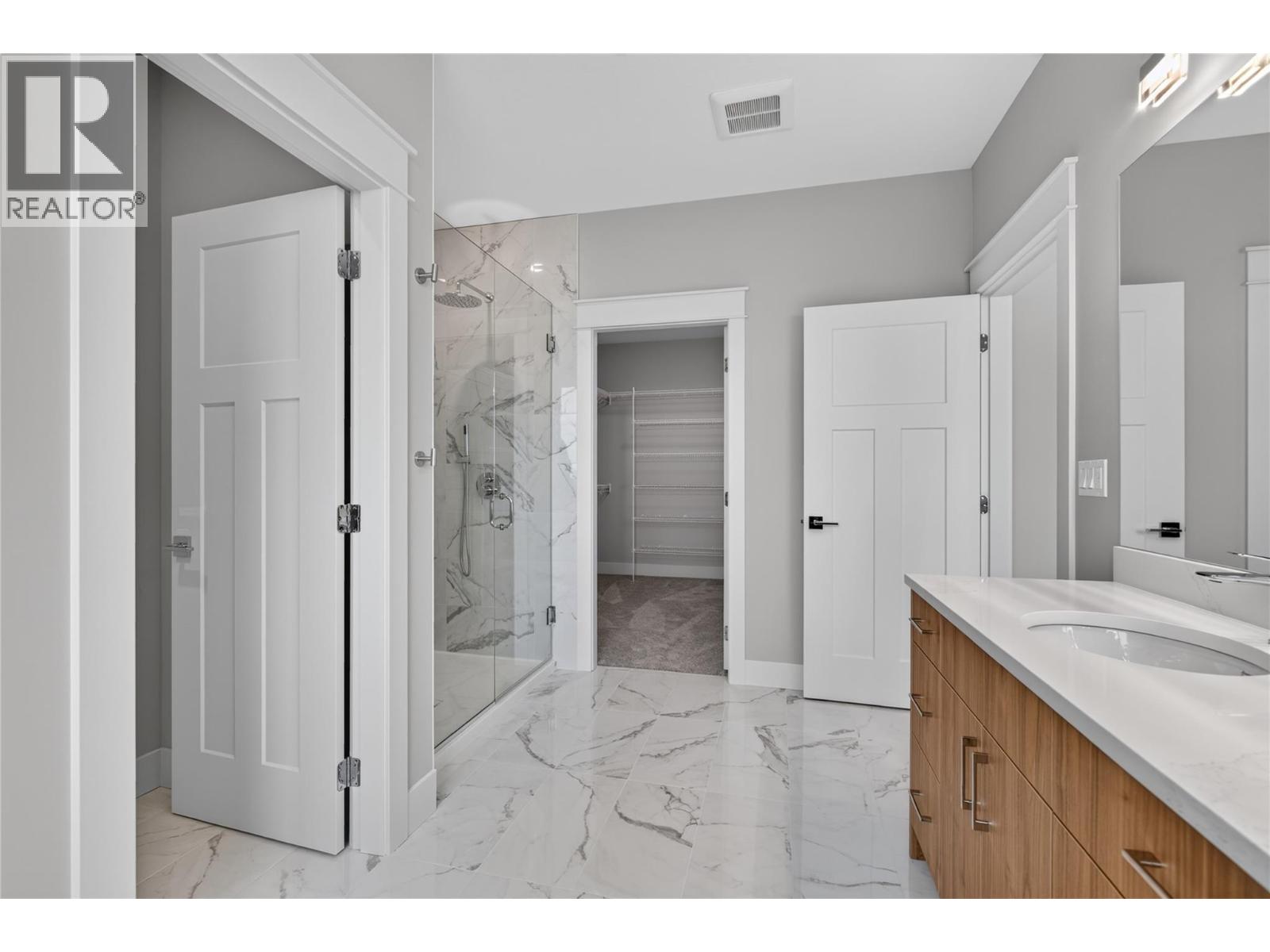 4315 Painted Turtle Drive, Vernon, British Columbia  V1H 1A2 - Photo 56 - 10399719