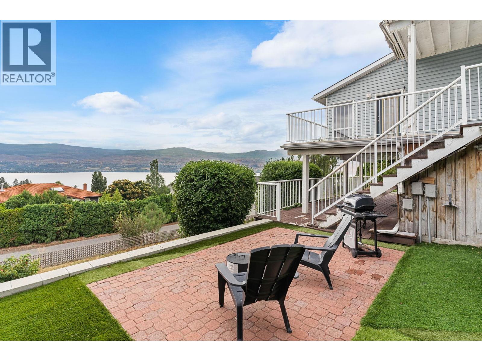 1108 Menu Road, West Kelowna, British Columbia  V1Z 2J5 - Photo 2 - 10399563