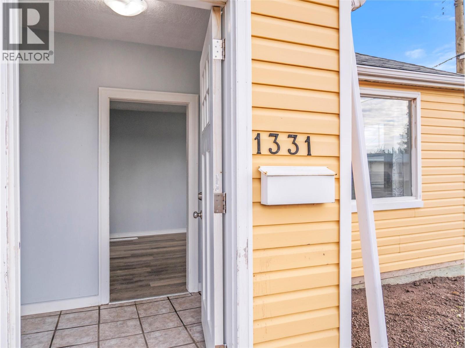 1331 101 Avenue, Dawson Creek, British Columbia  V1G 2A4 - Photo 2 - 10399956