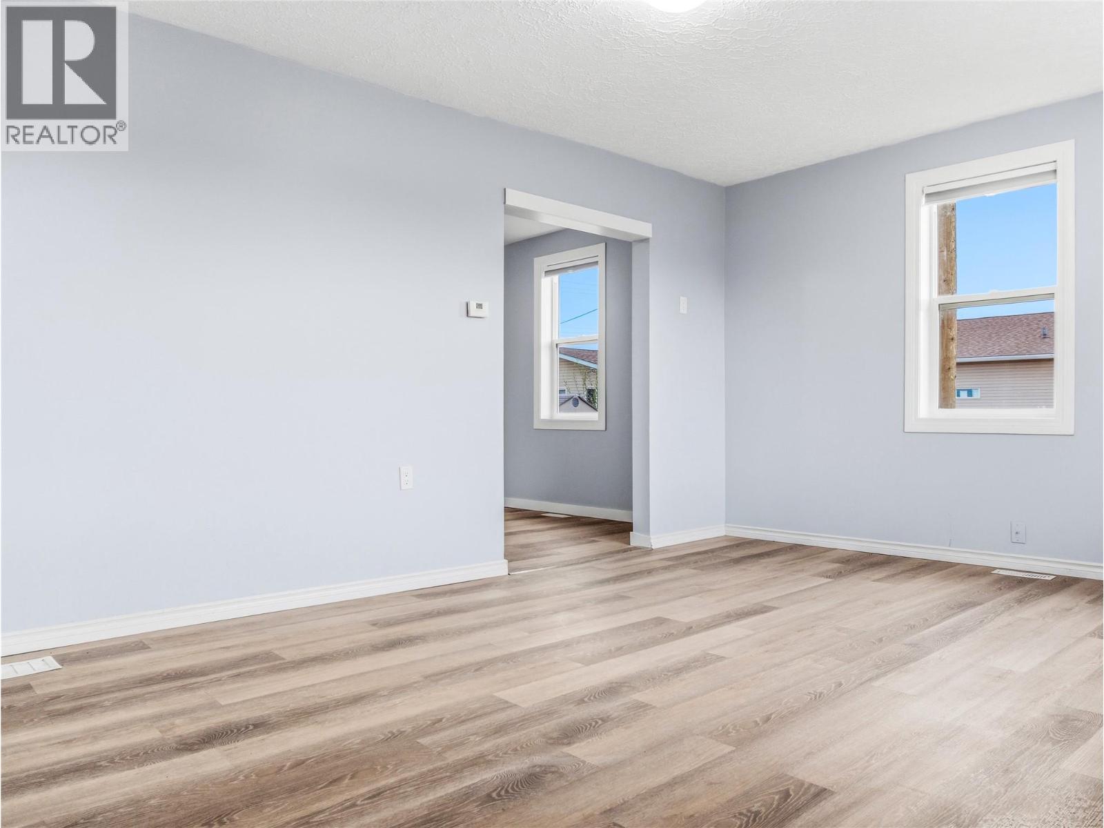 1331 101 Avenue, Dawson Creek, British Columbia  V1G 2A4 - Photo 3 - 10399956