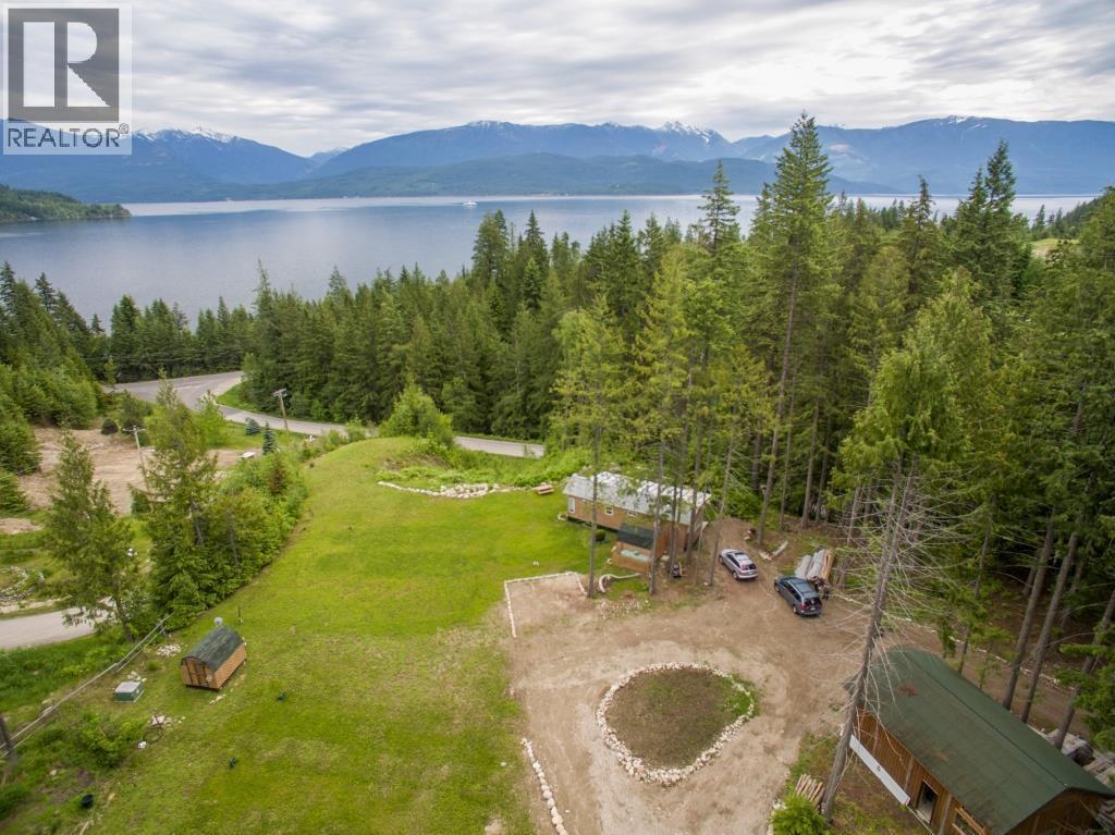 1273 & 1265 Queens Bay Road, Balfour, British Columbia  V0G 1C0 - Photo 3 - 10399623