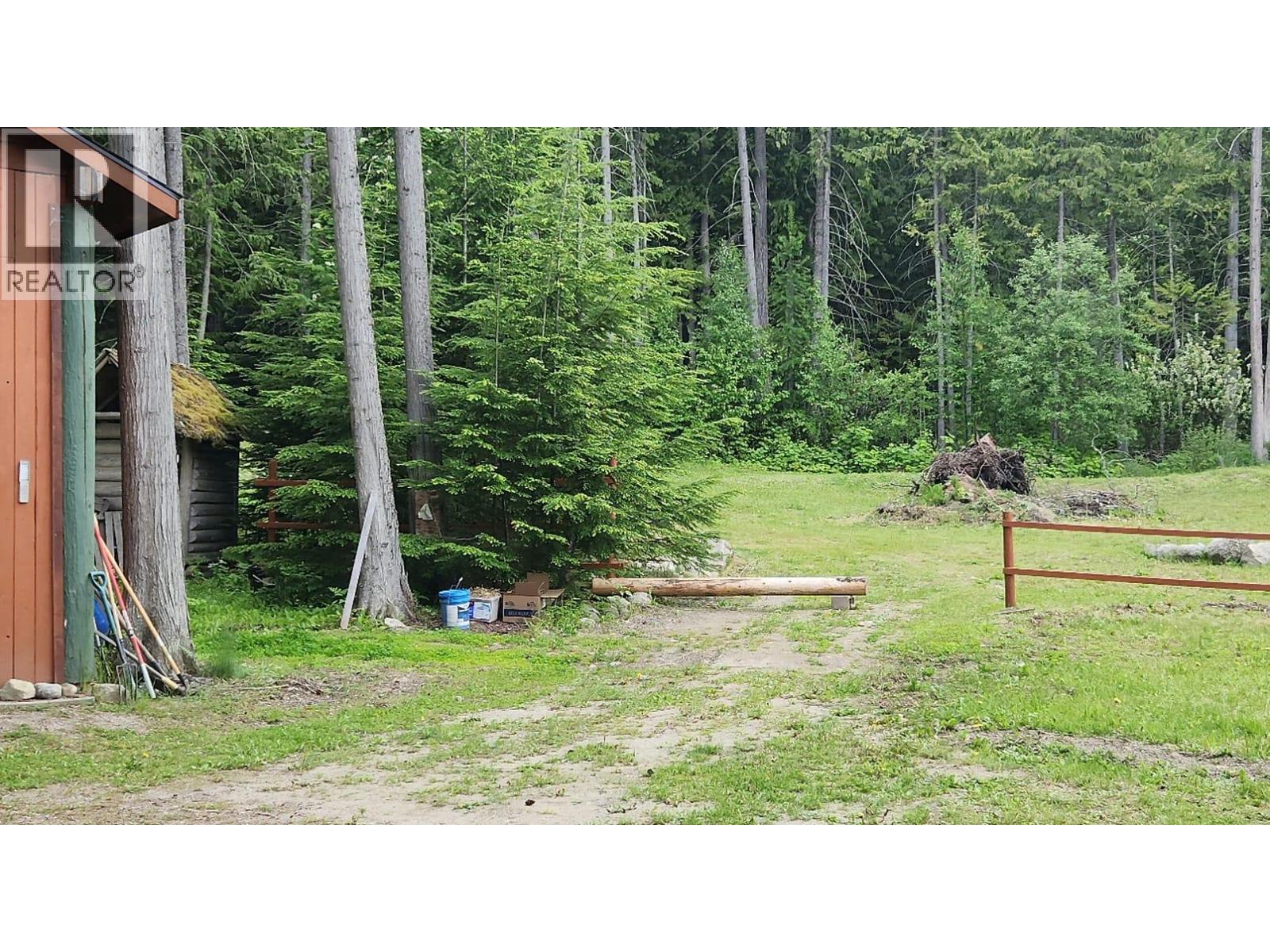 1273 Queens Bay Road, Balfour, British Columbia  V0G 1C0 - Photo 18 - 10399392