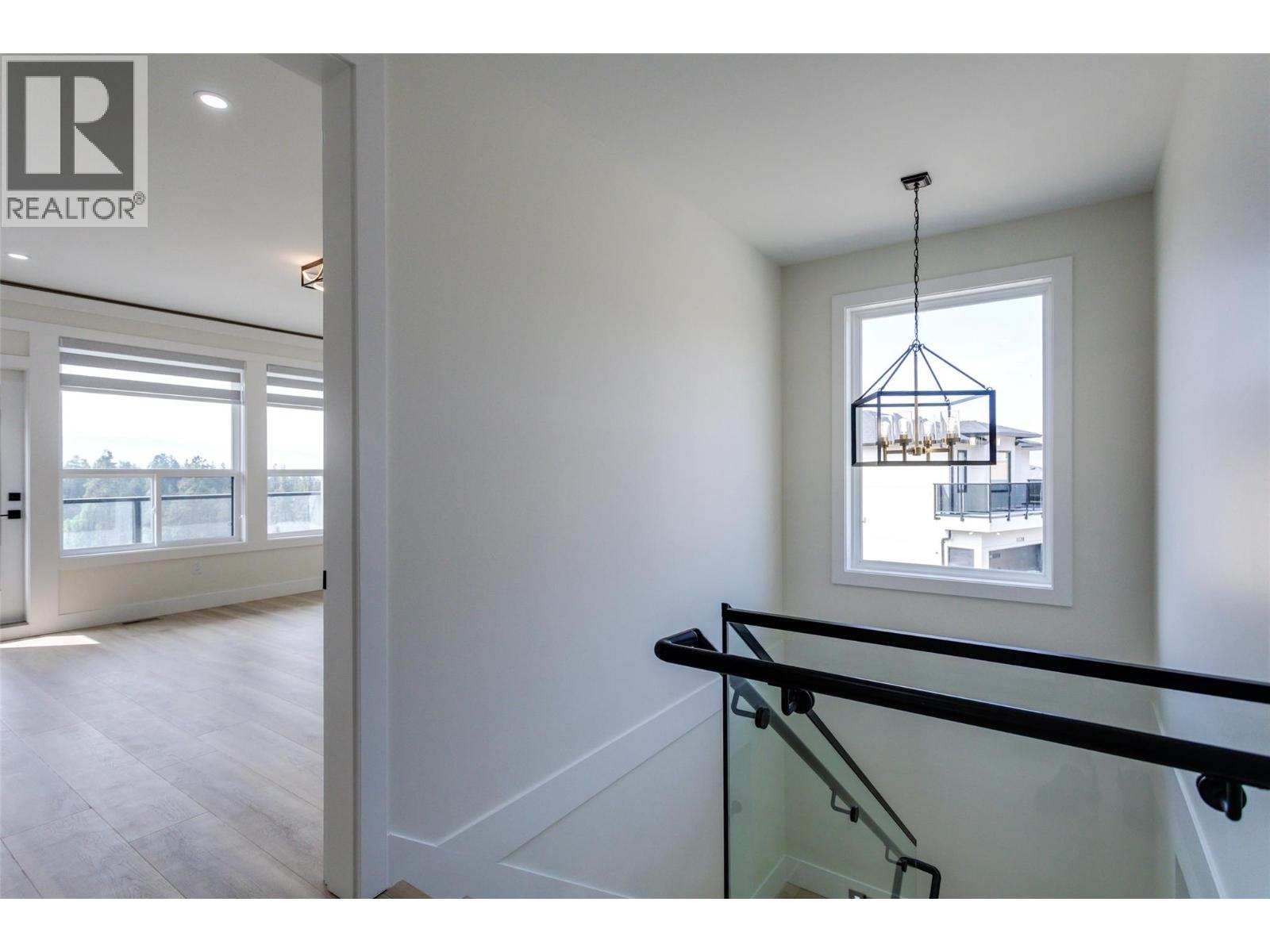 1136 Hume Avenue, Kelowna, British Columbia  V1P 1S3 - Photo 19 - 10399206