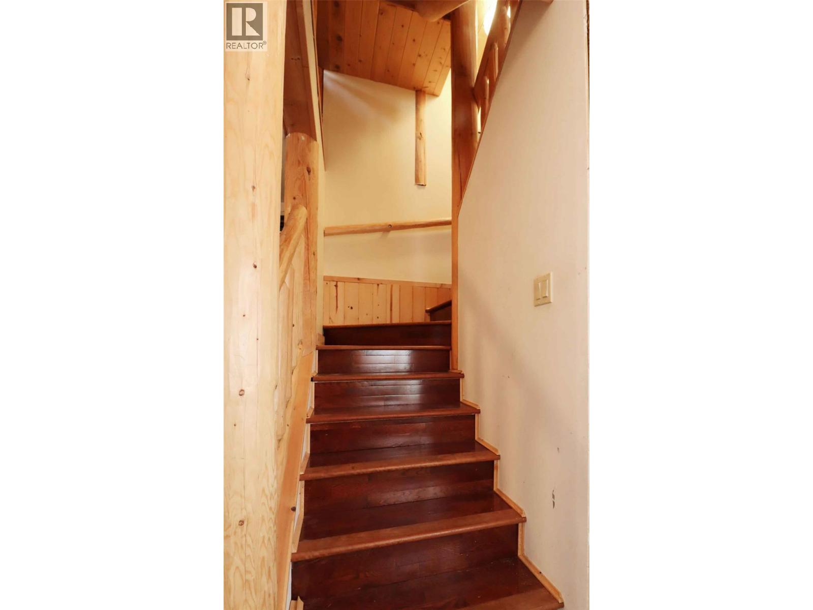 957 Little Shuswap Lake Road, Chase, British Columbia  V0E 1M2 - Photo 21 - 10399275