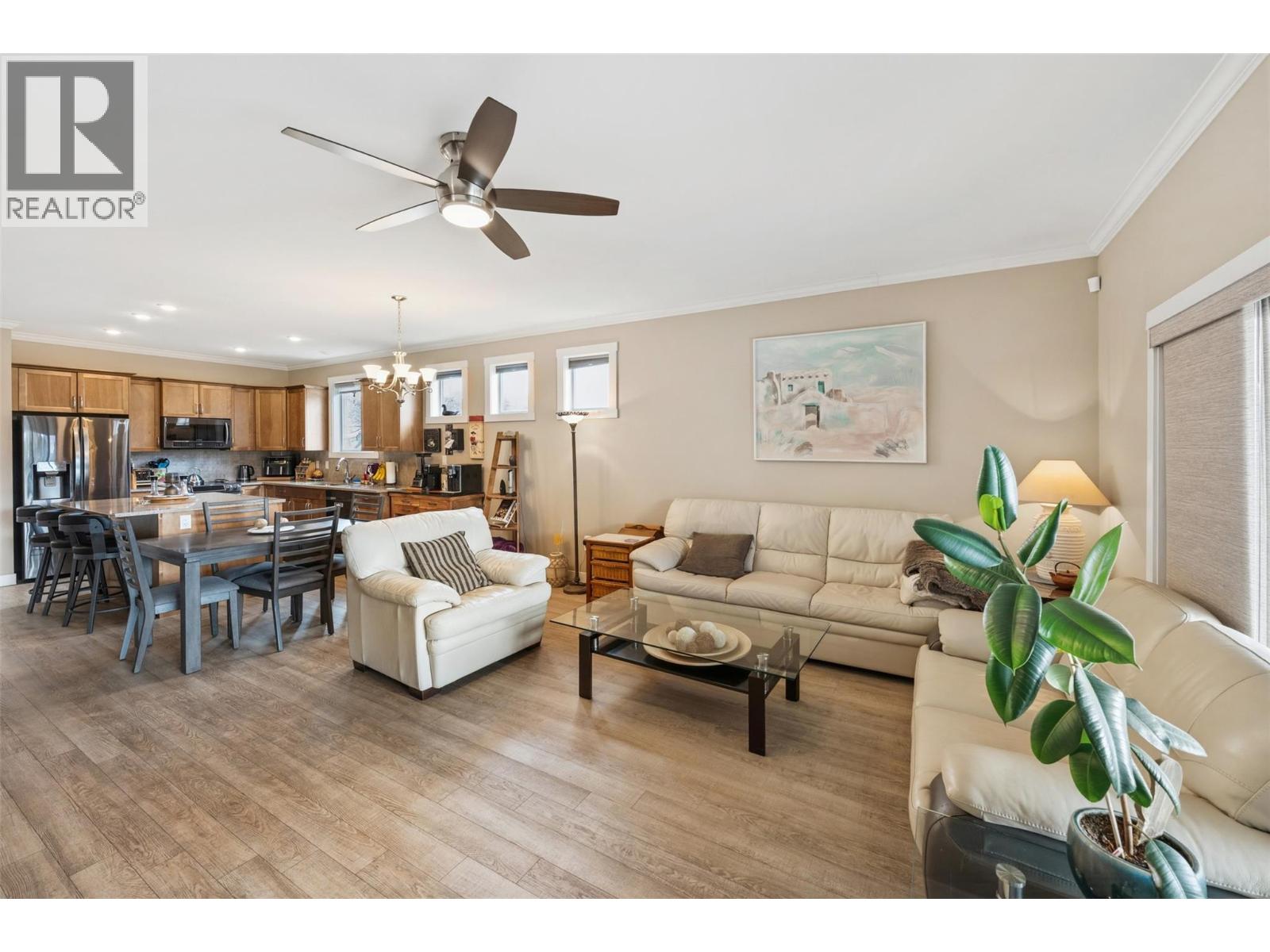 220 Brandon Avenue, Penticton, British Columbia  V2A 3S6 - Photo 6 - 10399952