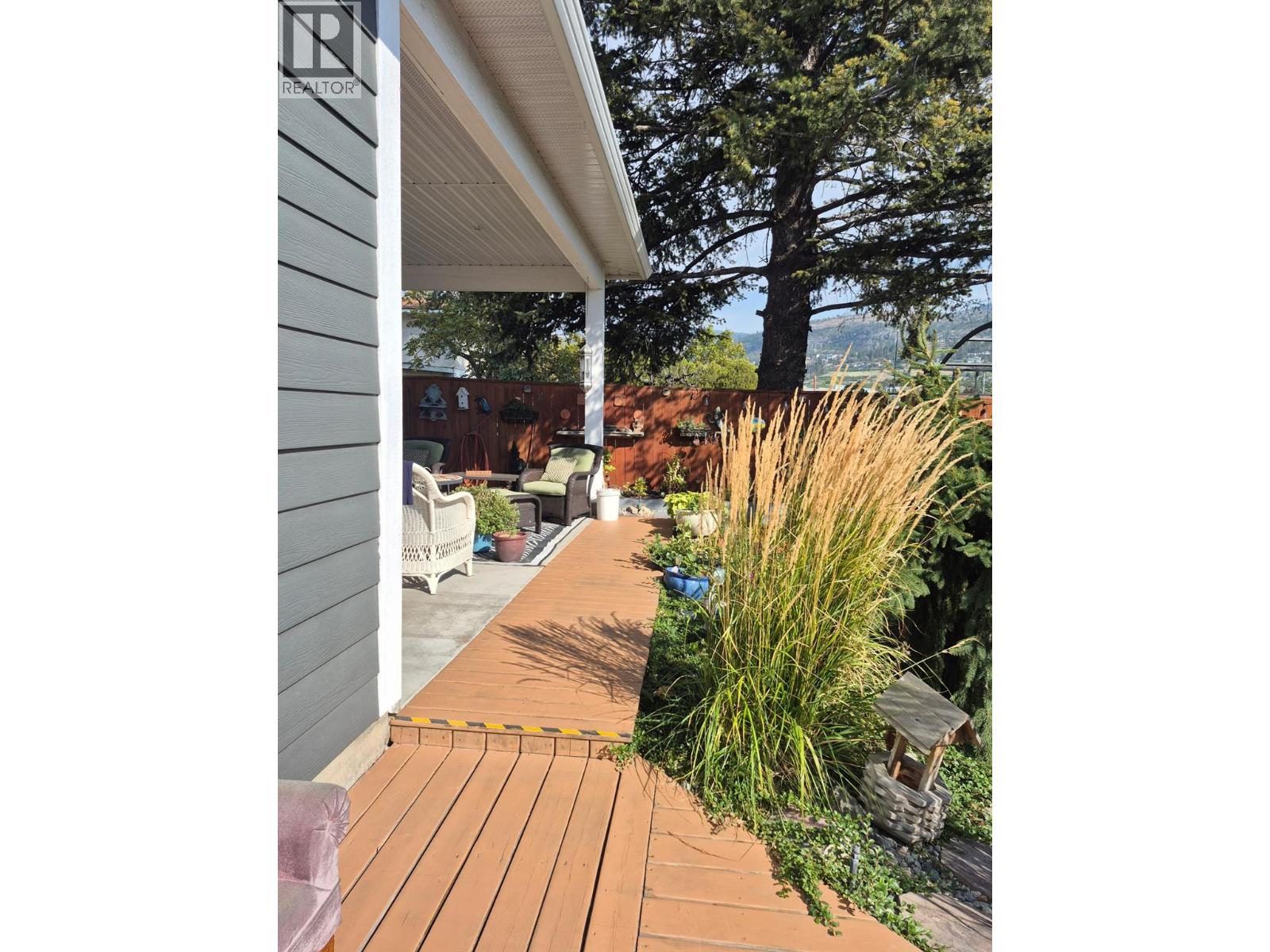 220 Brandon Avenue, Penticton, British Columbia  V2A 3S6 - Photo 64 - 10399952