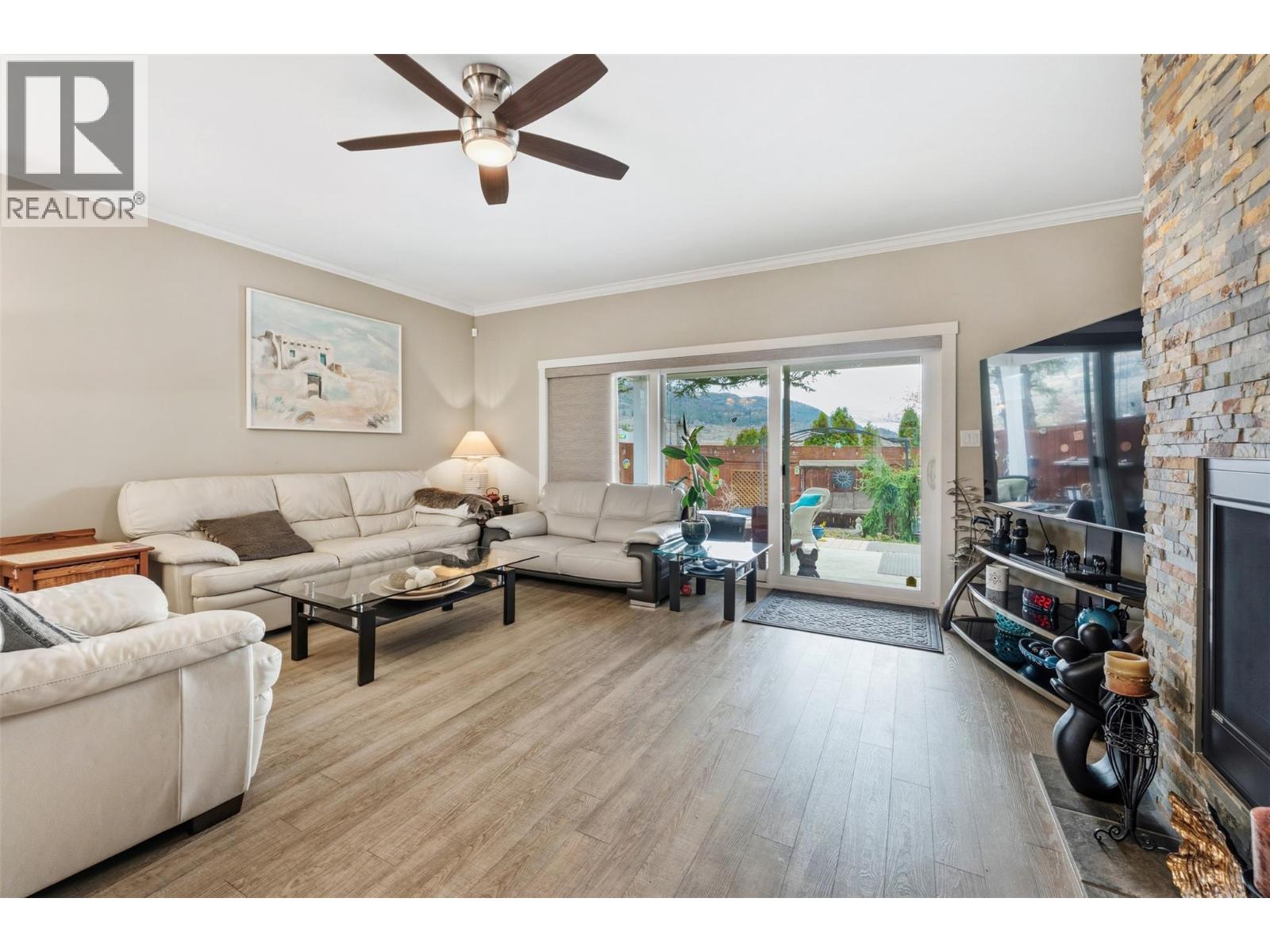 220 Brandon Avenue, Penticton, British Columbia  V2A 3S6 - Photo 7 - 10399952