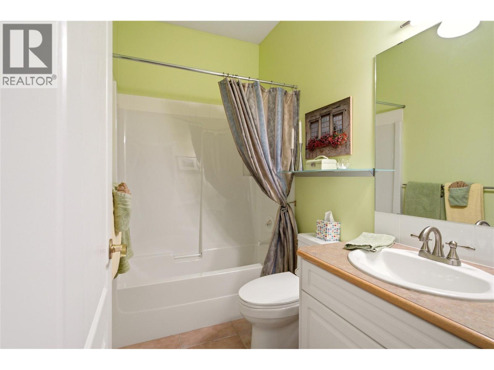 2201 Lillooet Crescent, Kelowna, British Columbia  V1V 1W3 - Photo 26 - 10399885