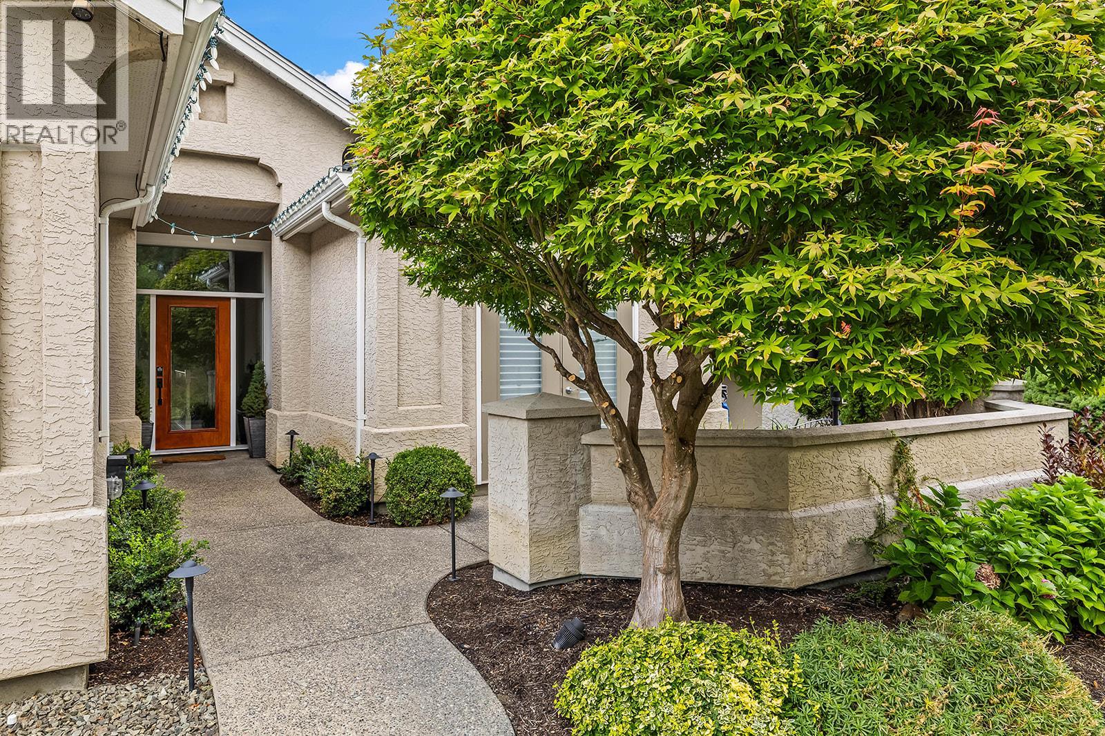 4125 Gallaghers Parkland Drive, Kelowna, British Columbia  V1W 3Z8 - Photo 4 - 10399767