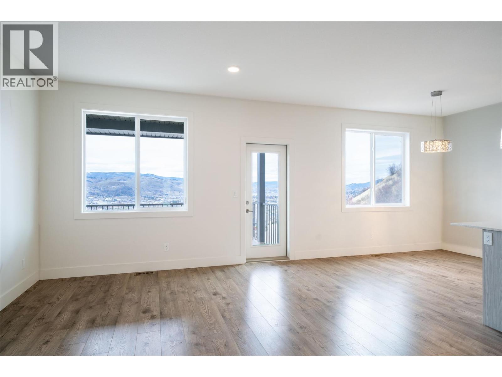 933 Mt Robson Place Unit# 55, Vernon, British Columbia  V1B 4G4 - Photo 7 - 10399978
