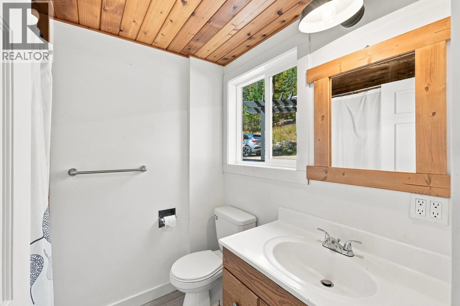 321 Philpott Road, Kelowna, British Columbia  V1P 1J6 - Photo 20 - 10399945