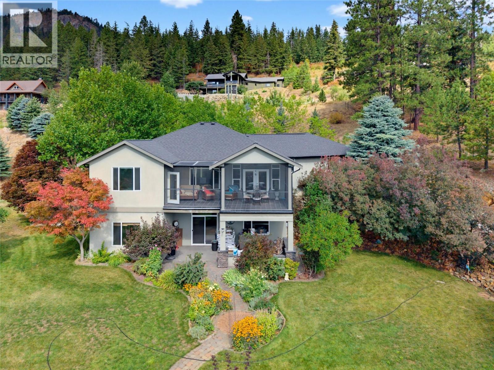 2708 Sunridge Place, Tappen, British Columbia  V0E 2X3 - Photo 3 - 10399675