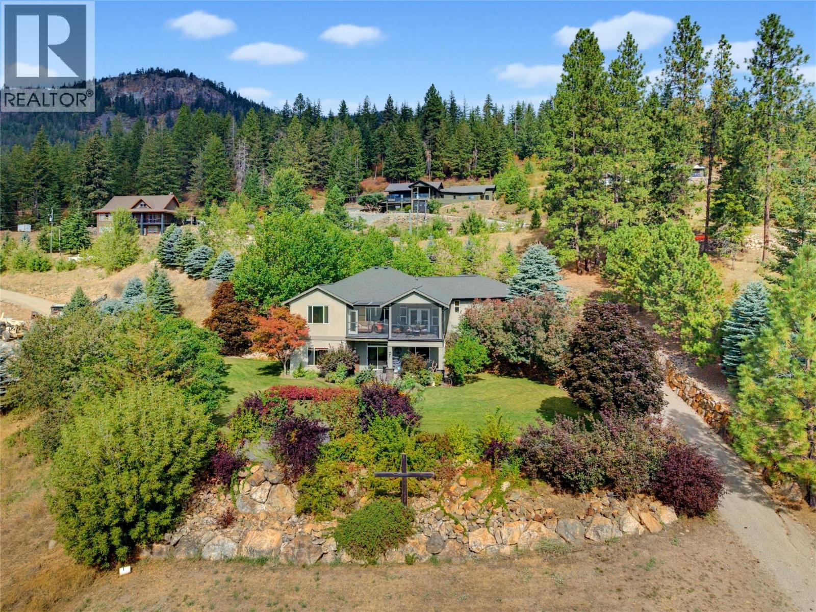 2708 Sunridge Place, Tappen, British Columbia  V0E 2X3 - Photo 4 - 10399675