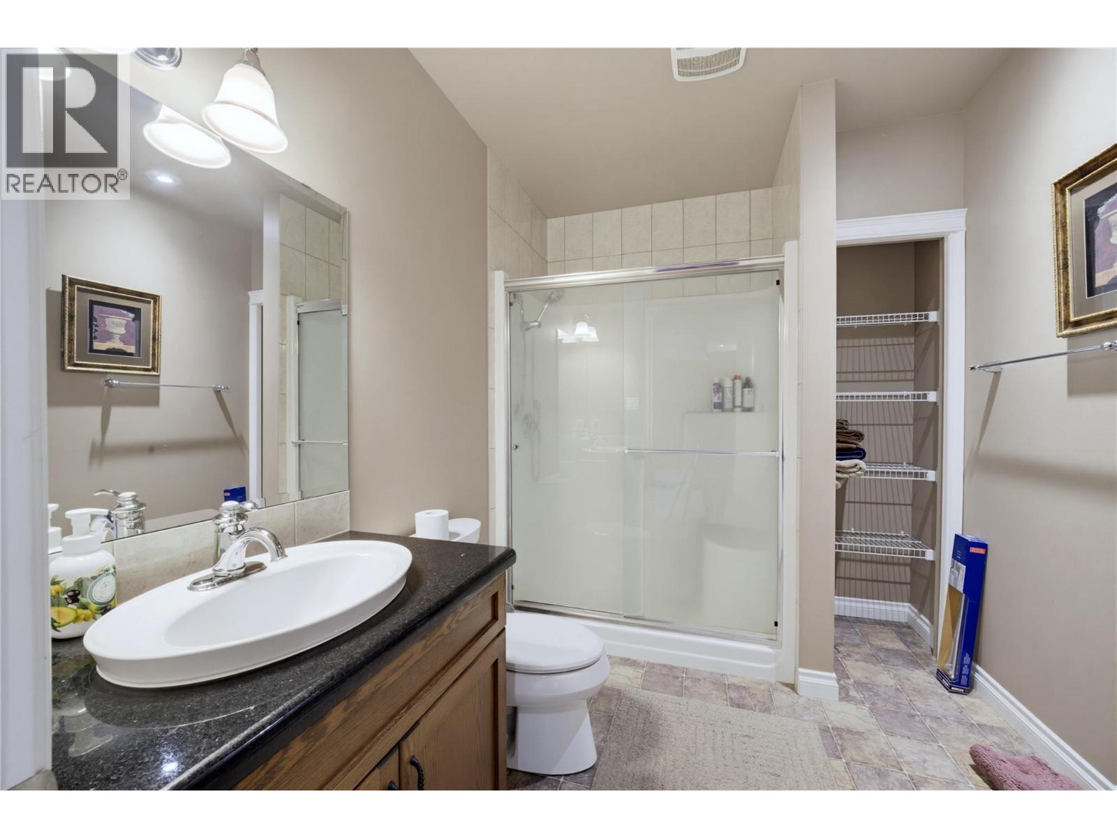 2708 Sunridge Place, Tappen, British Columbia  V0E 2X3 - Photo 45 - 10399675