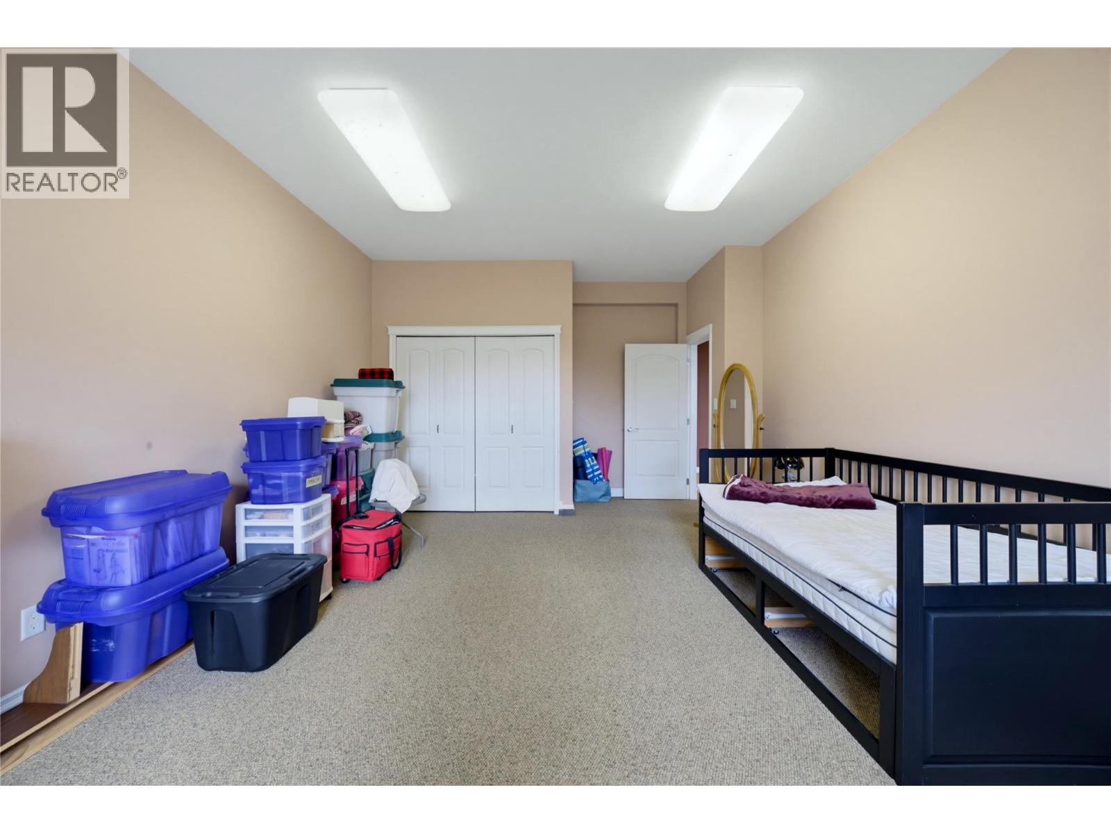 2708 Sunridge Place, Tappen, British Columbia  V0E 2X3 - Photo 47 - 10399675