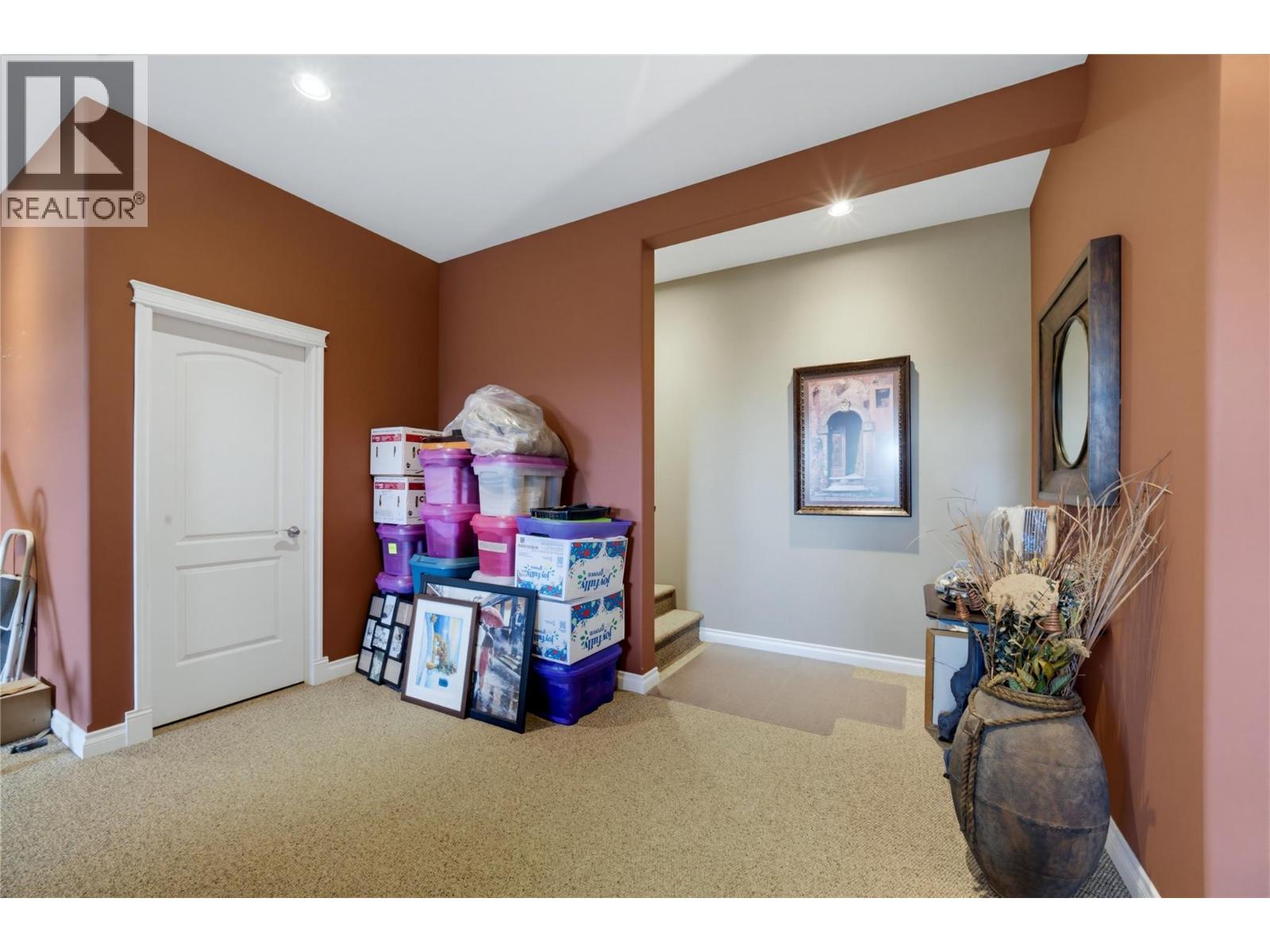 2708 Sunridge Place, Tappen, British Columbia  V0E 2X3 - Photo 52 - 10399675