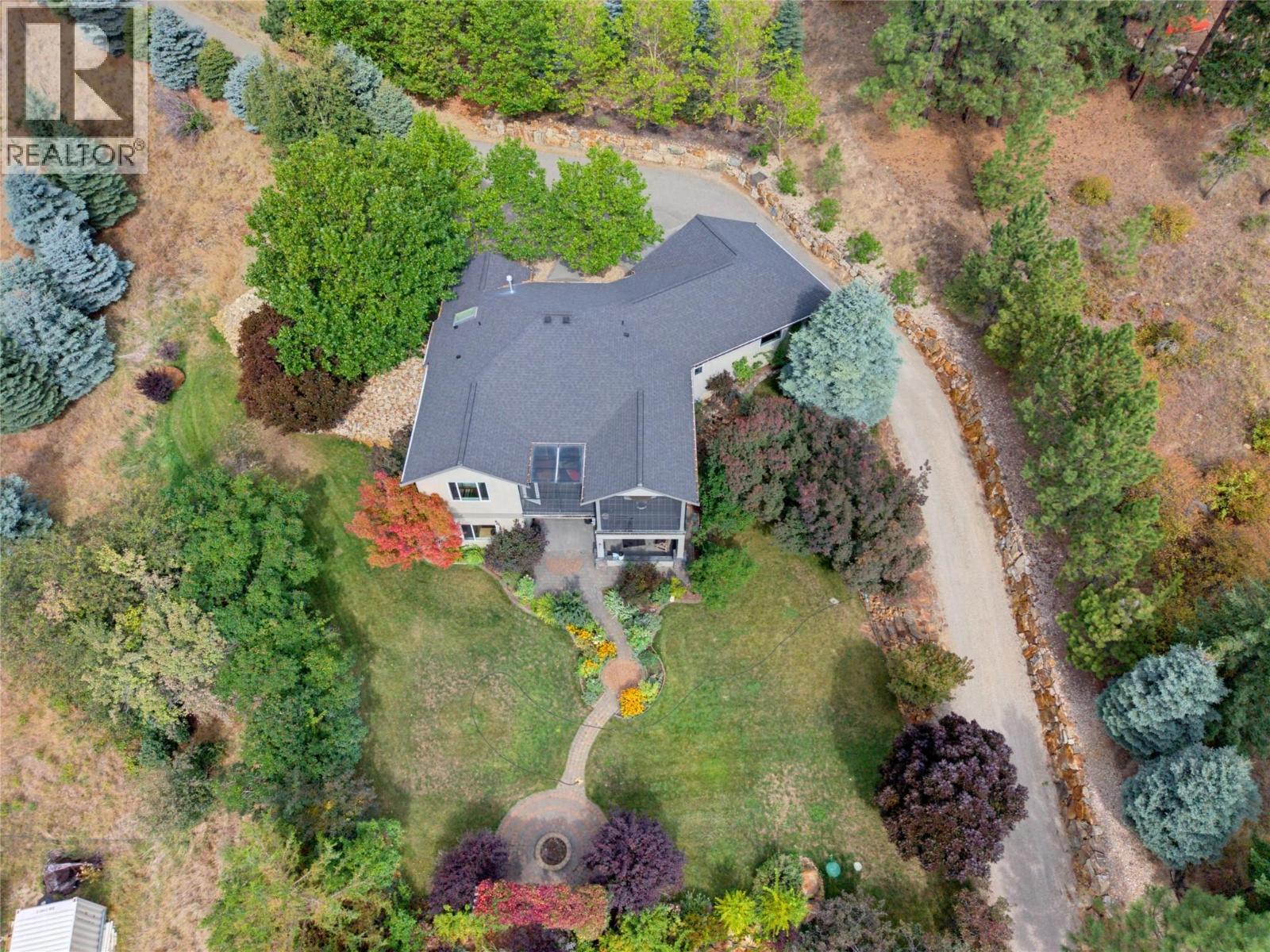 2708 Sunridge Place, Tappen, British Columbia  V0E 2X3 - Photo 78 - 10399675