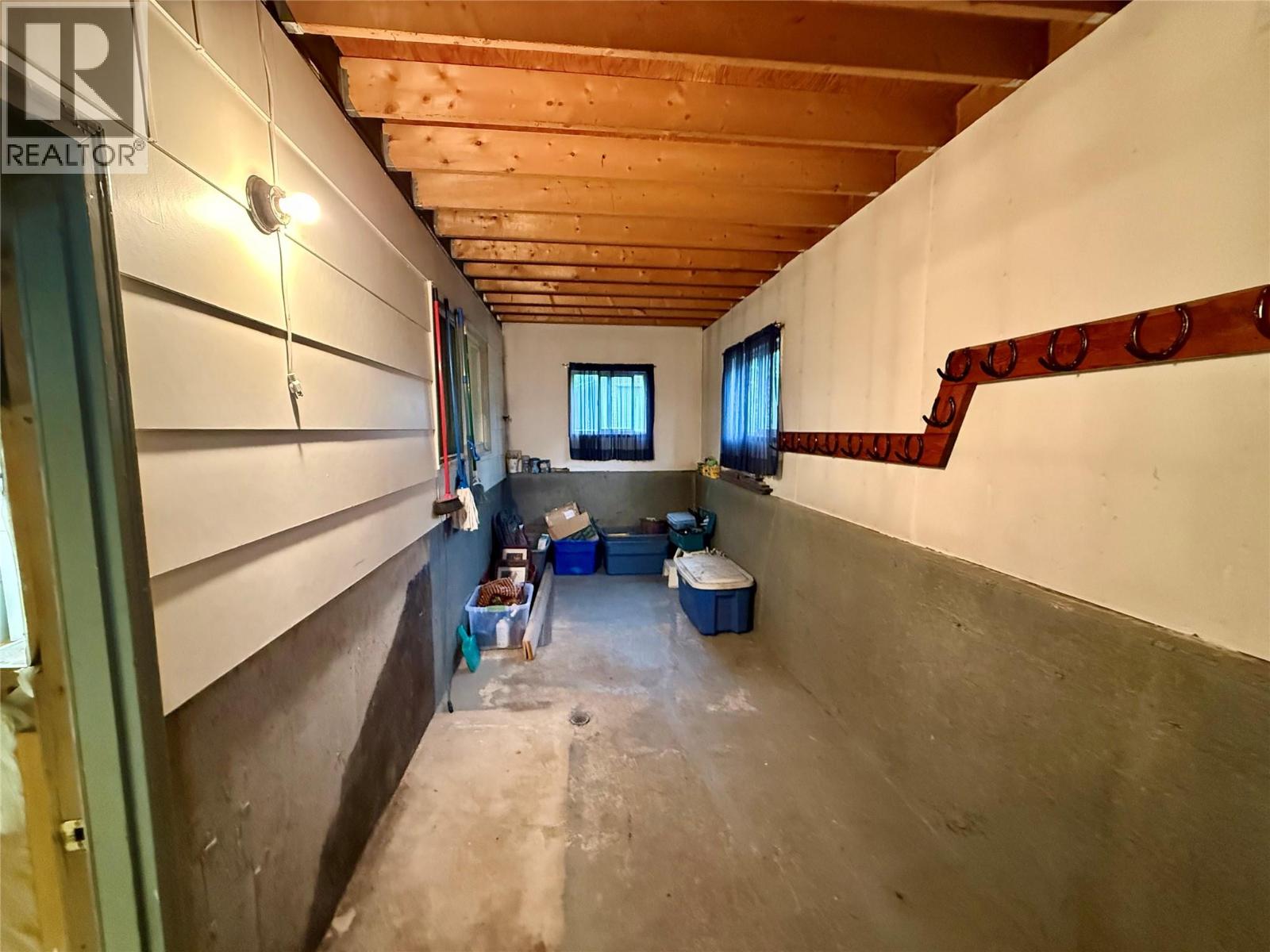 6801 Hillside Drive, Sparwood, British Columbia  V0B 2G3 - Photo 16 - 10400002