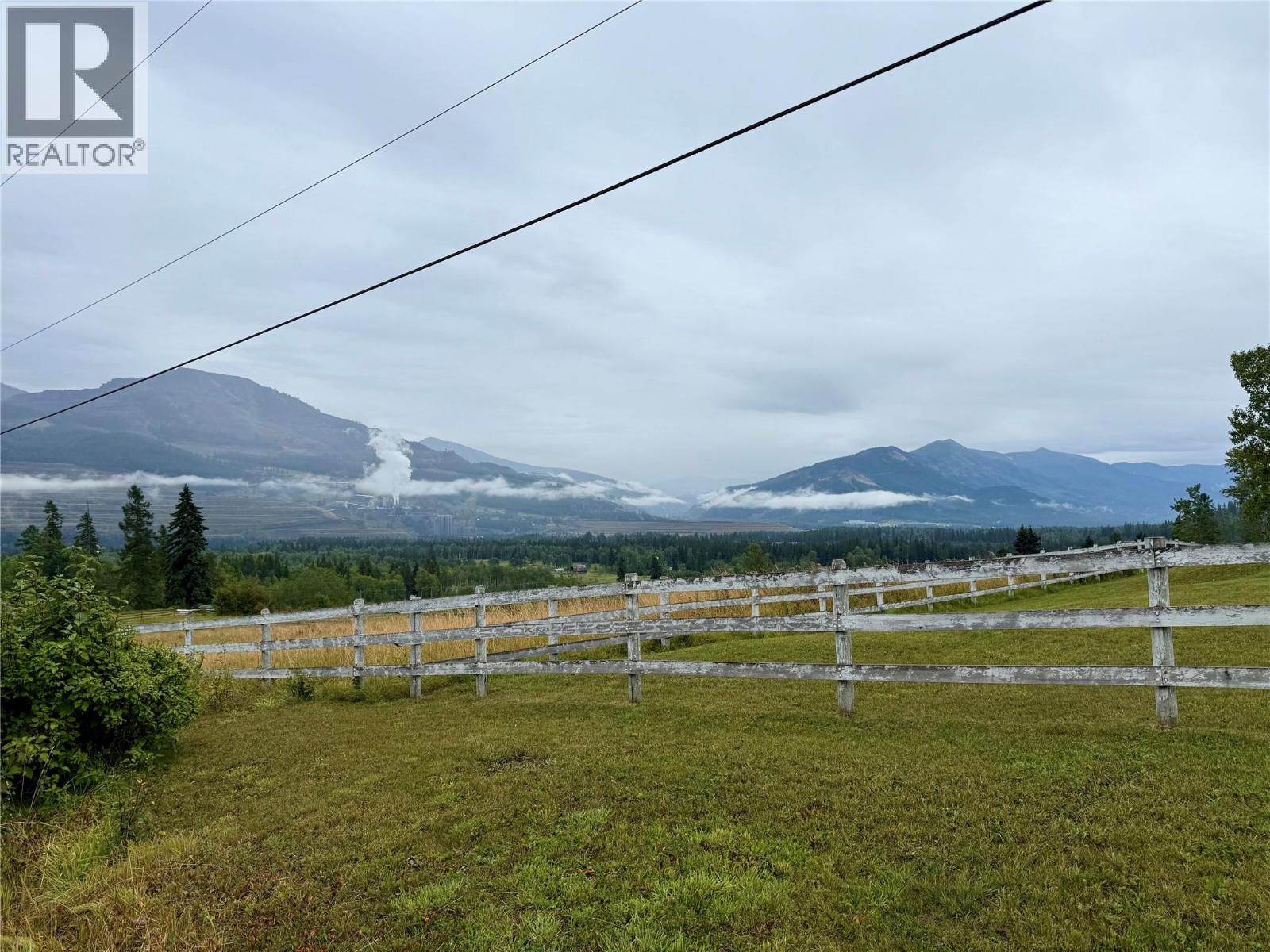 6801 Hillside Drive, Sparwood, British Columbia  V0B 2G3 - Photo 29 - 10400002
