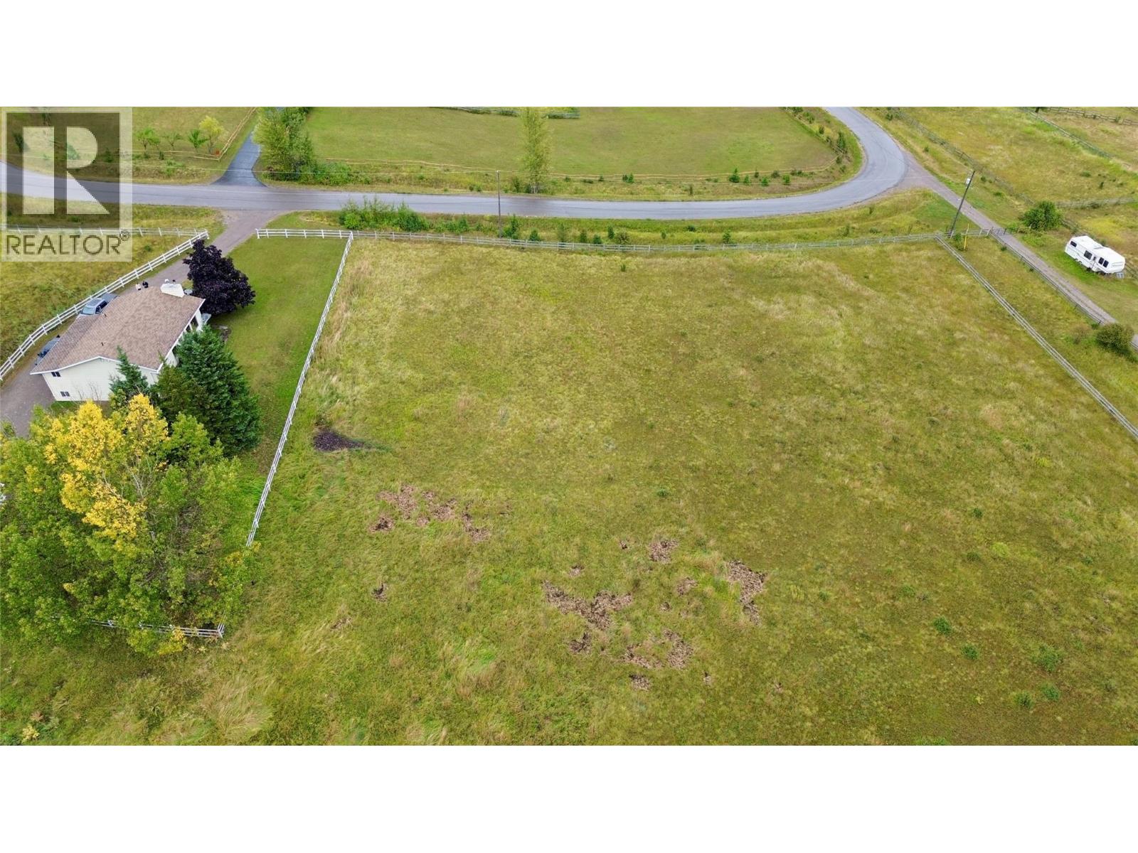 6801 Hillside Drive, Sparwood, British Columbia  V0B 2G3 - Photo 4 - 10400002