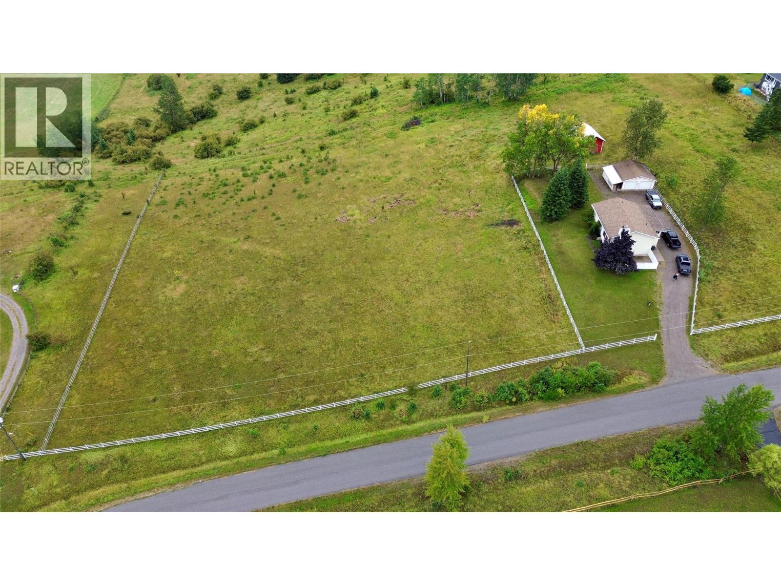 6801 Hillside Drive, Sparwood, British Columbia  V0B 2G3 - Photo 6 - 10400002