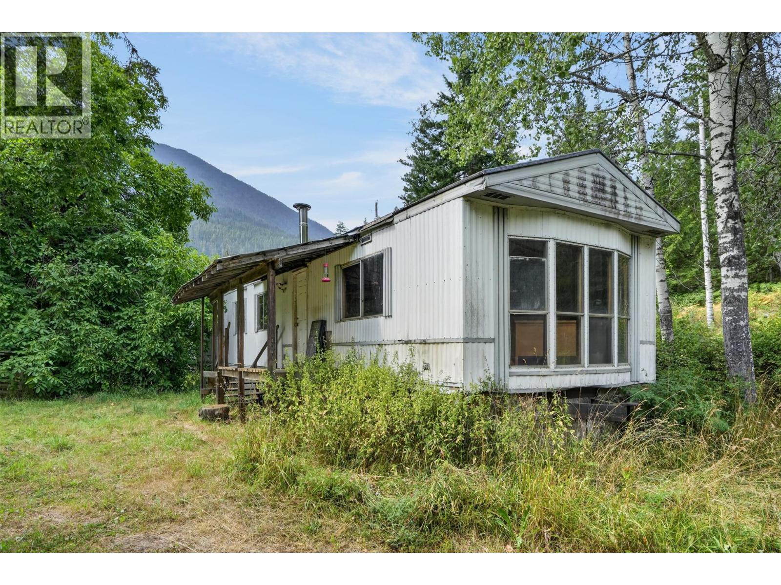 5795 Kaslo South Road, Kaslo, British Columbia  V0G 1M0 - Photo 17 - 10399811