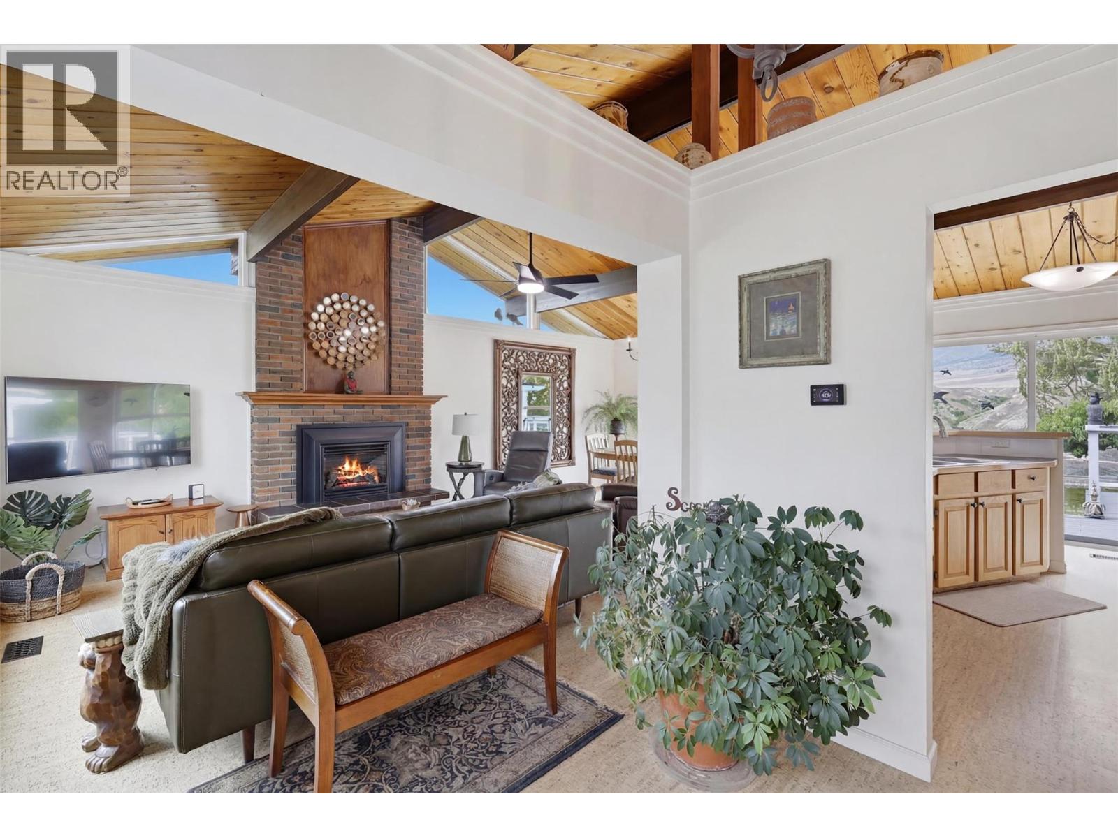 230 Vista Place, Ashcroft, British Columbia  V0K 1A0 - Photo 6 - 10399989