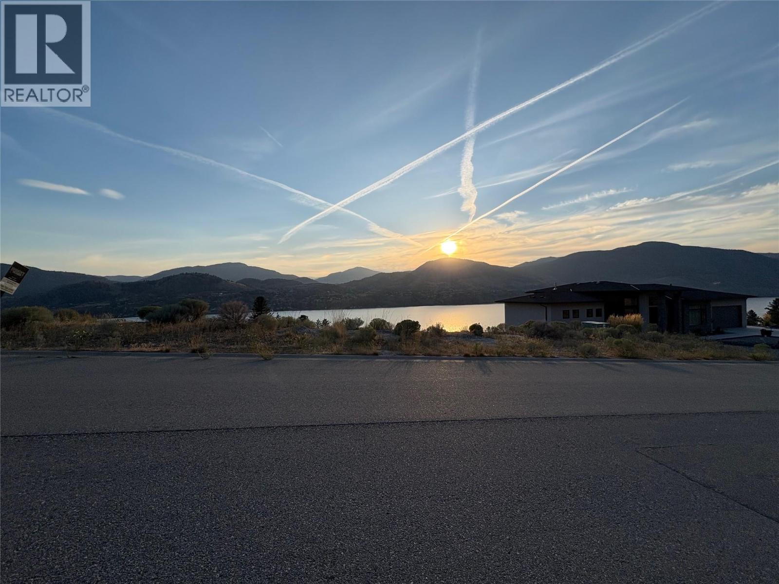 137 Chadwell Place, Okanagan Falls, British Columbia  V0H 1R3 - Photo 5 - 10399907