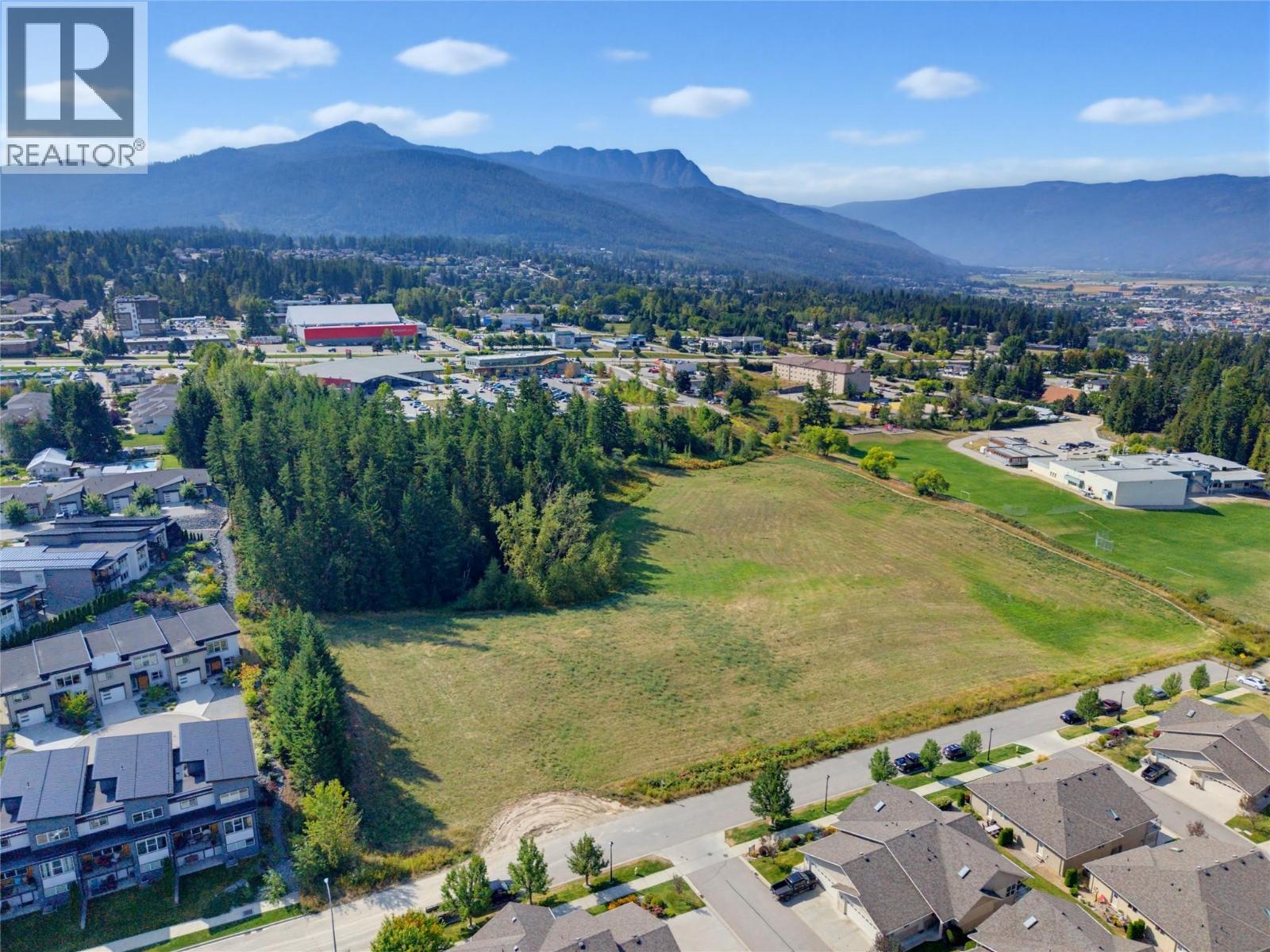 2690 & 2580 15 Avenue Ne, Salmon Arm, British Columbia  V1E 2B6 - Photo 15 - 10399070