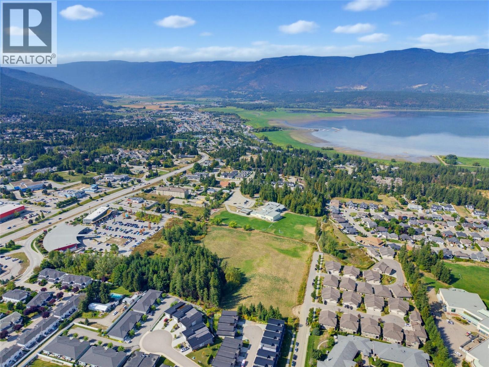 2690 & 2580 15 Avenue Ne, Salmon Arm, British Columbia  V1E 2B6 - Photo 7 - 10399070