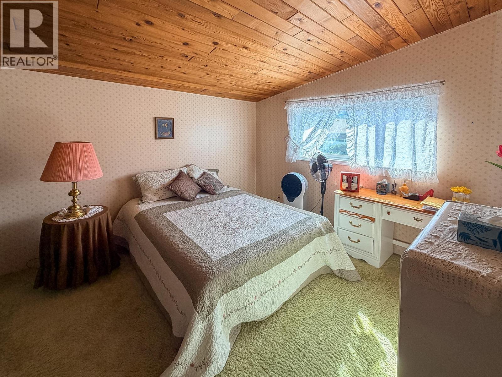 5 Killdeer Place, Osoyoos, British Columbia  V0H 1V5 - Photo 11 - 10400011