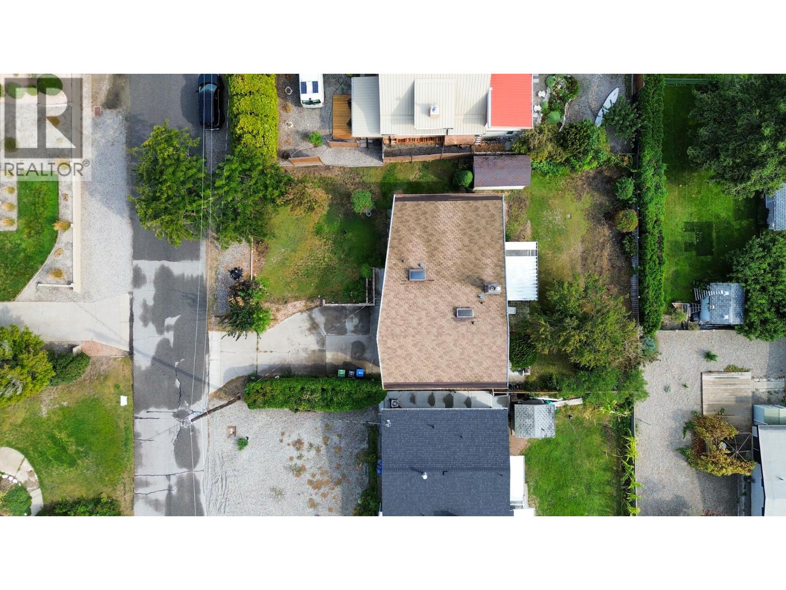 5 Killdeer Place, Osoyoos, British Columbia  V0H 1V5 - Photo 2 - 10400011