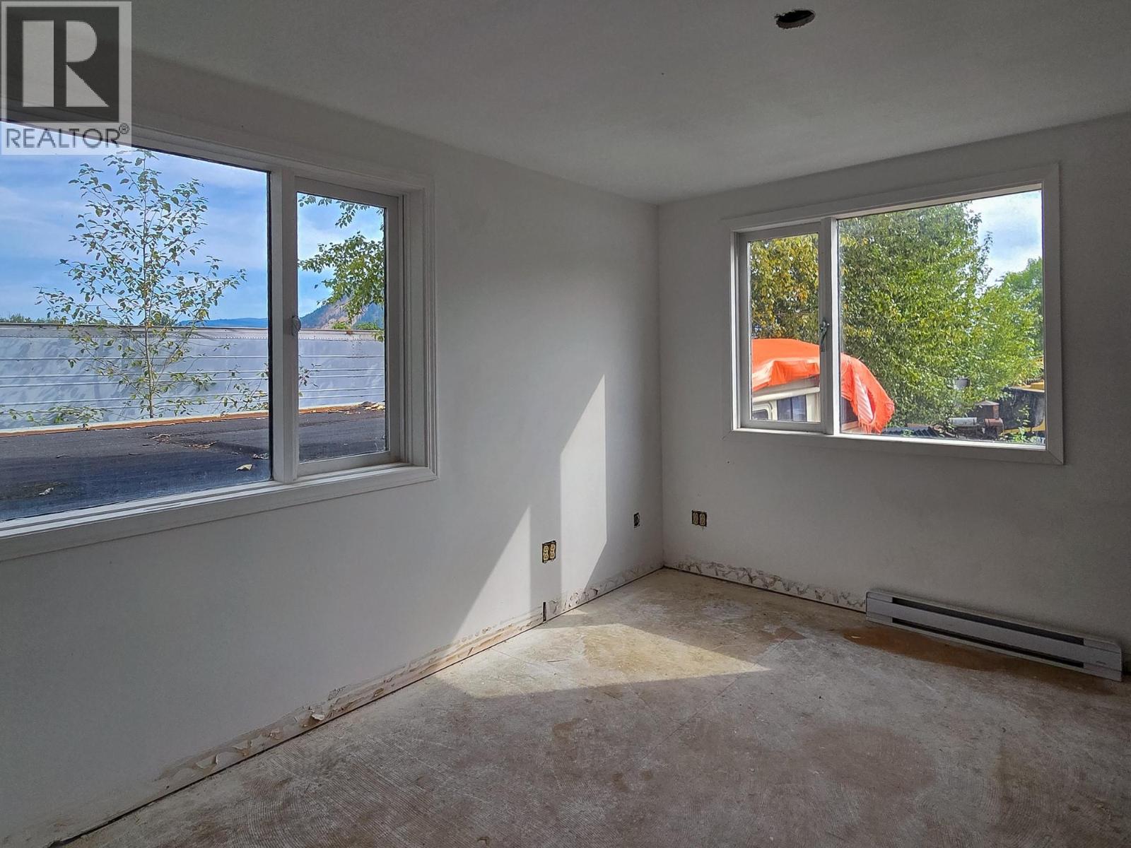 1660 Shuswap Avenue, Lumby, British Columbia  V0E 2G7 - Photo 13 - 10399755