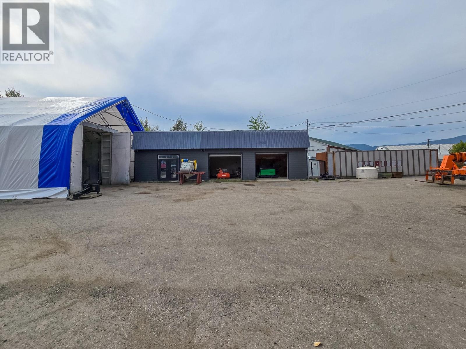 1660 Shuswap Avenue, Lumby, British Columbia  V0E 2G7 - Photo 18 - 10399755