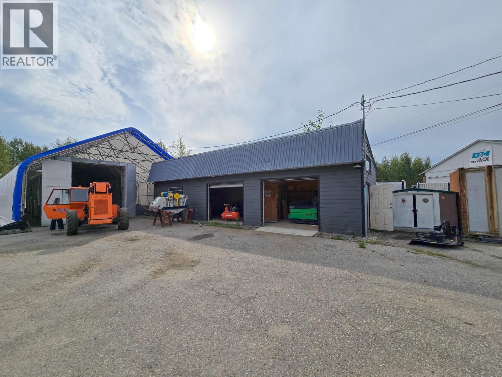 1660 Shuswap Avenue, Lumby, British Columbia  V0E 2G7 - Photo 22 - 10399755