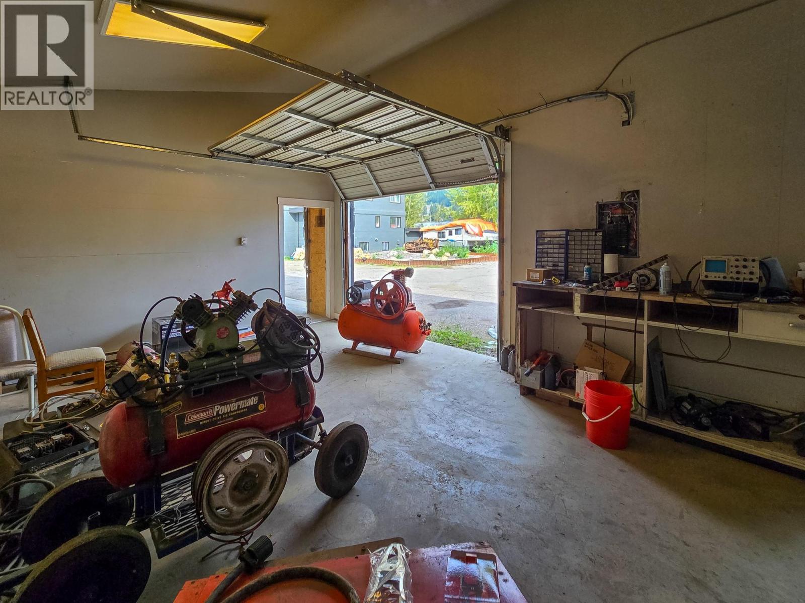 1660 Shuswap Avenue, Lumby, British Columbia  V0E 2G7 - Photo 26 - 10399755