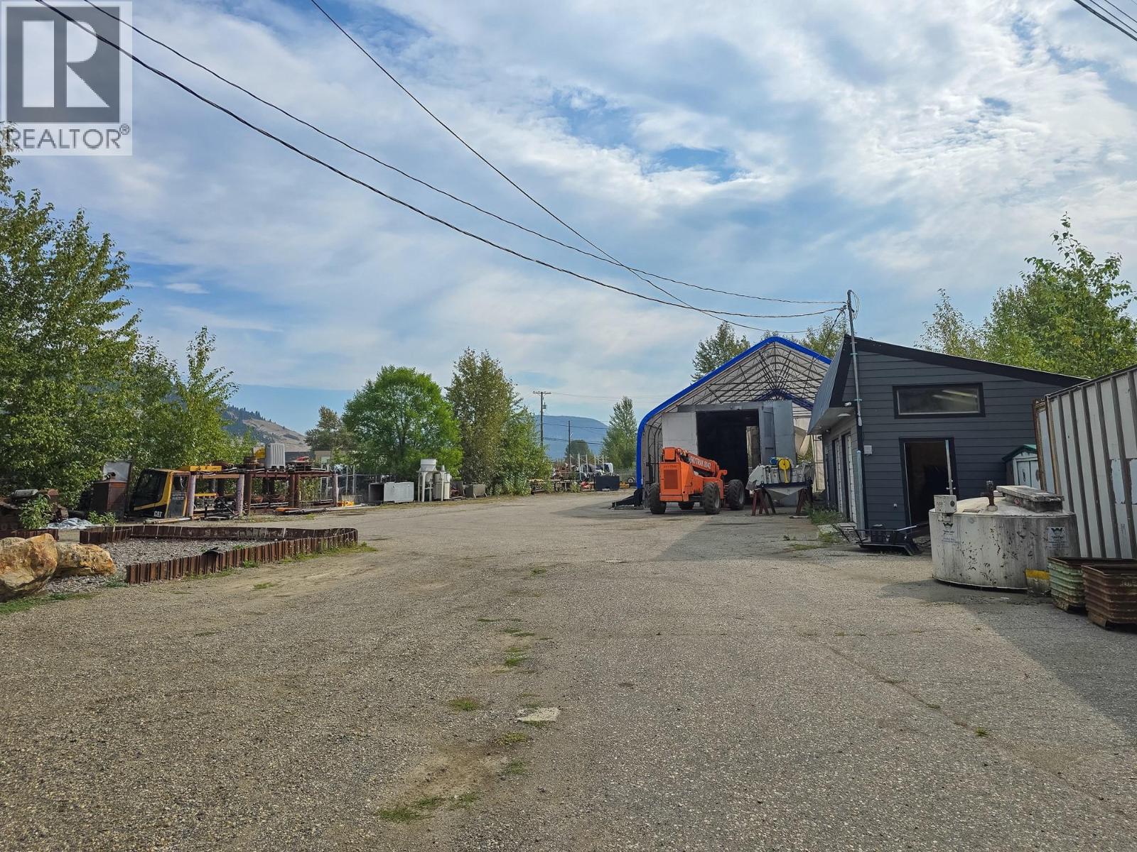 1660 Shuswap Avenue, Lumby, British Columbia  V0E 2G7 - Photo 30 - 10399755