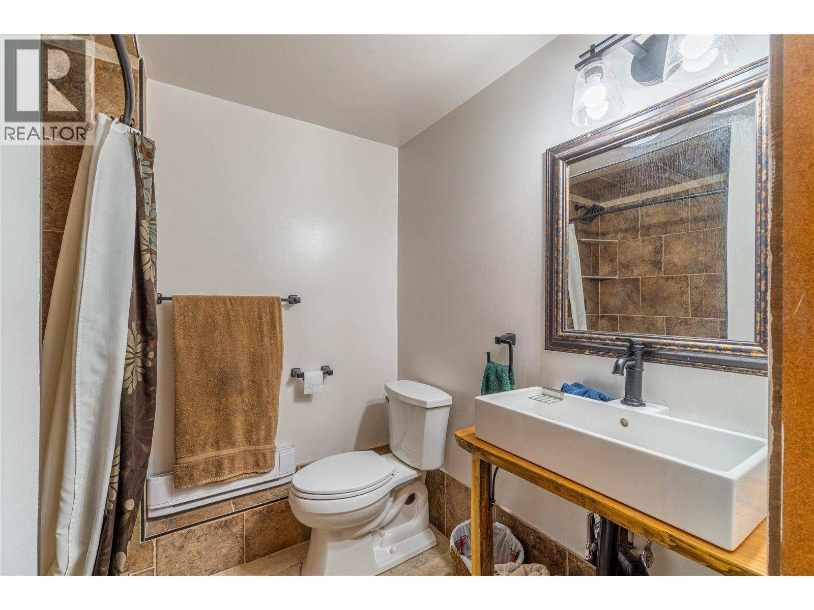 6009 West Trans Canada Highway, Kamloops, British Columbia  V1S 2A2 - Photo 19 - 10399564