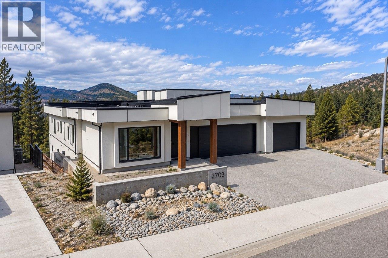 2703 Hawthorn Drive, Penticton, British Columbia  V2A 9A9 - Photo 3 - 10398865