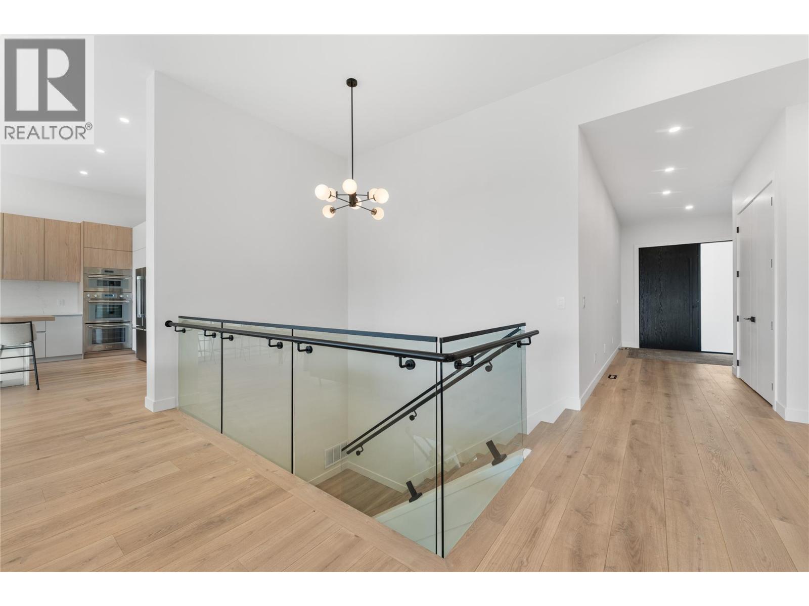 2703 Hawthorn Drive, Penticton, British Columbia  V2A 9A9 - Photo 41 - 10398865