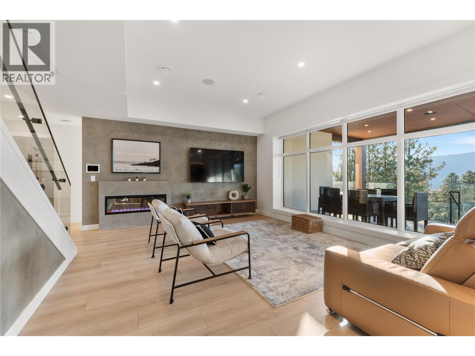 2703 Hawthorn Drive, Penticton, British Columbia  V2A 9A9 - Photo 45 - 10398865