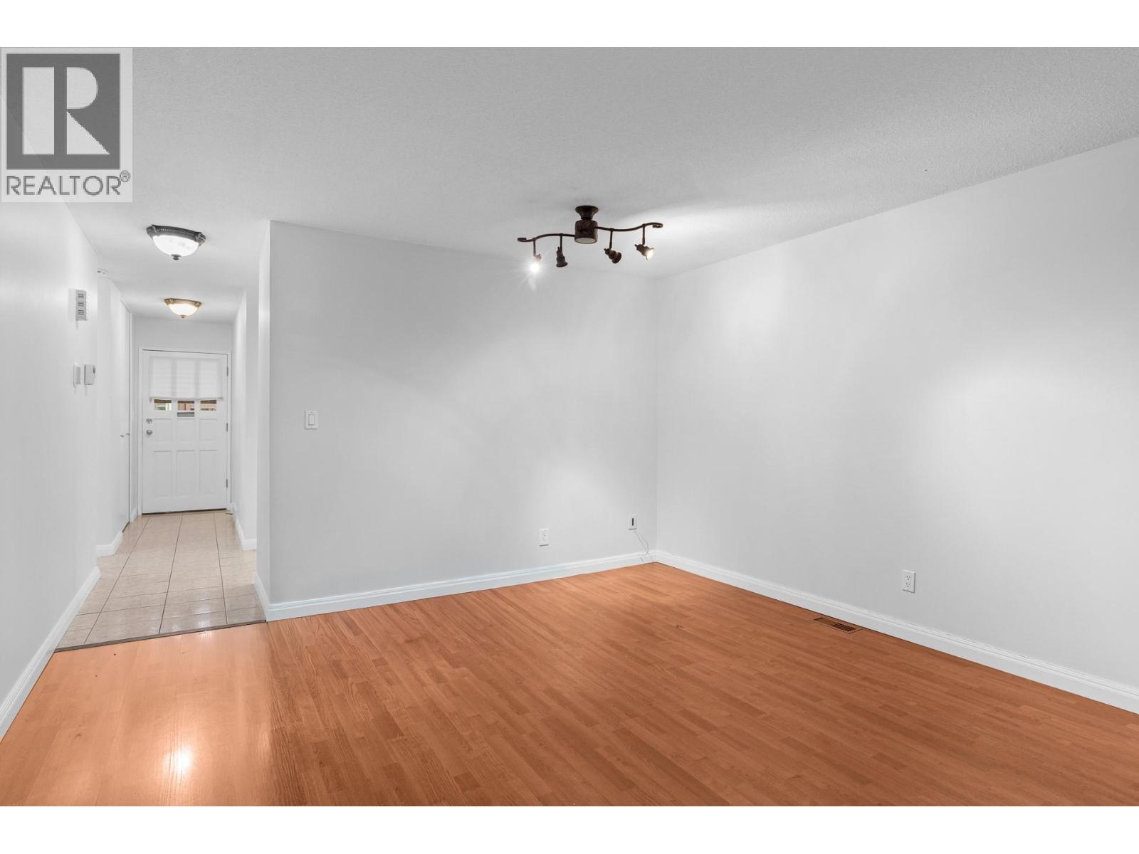 1660 Ufton Court Unit# 103, Kelowna, British Columbia  V1Y 8G7 - Photo 11 - 10400001