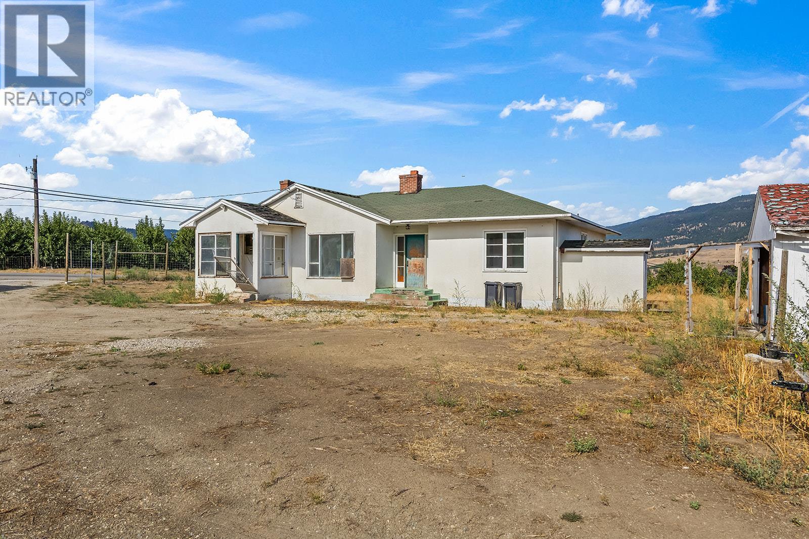 2651 Camp Road, Lake Country, British Columbia  V4V 1K4 - Photo 3 - 10400086