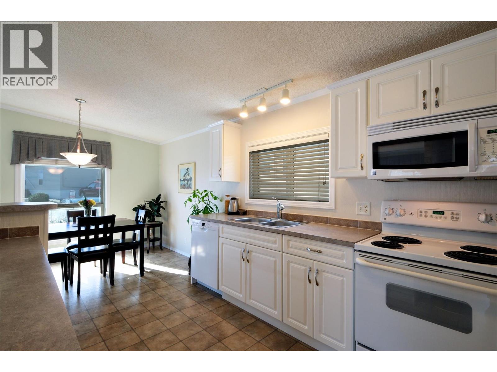 9410 115th Street Unit# 33, Osoyoos, British Columbia  V0H 1V5 - Photo 22 - 10400018